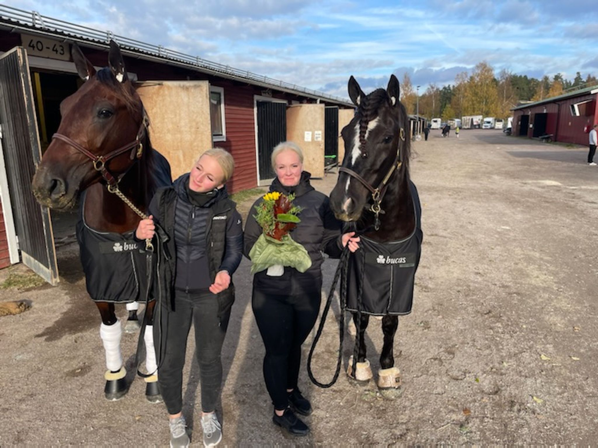 C5DD1CC8-3484-40FB-86CC-5380D7648460