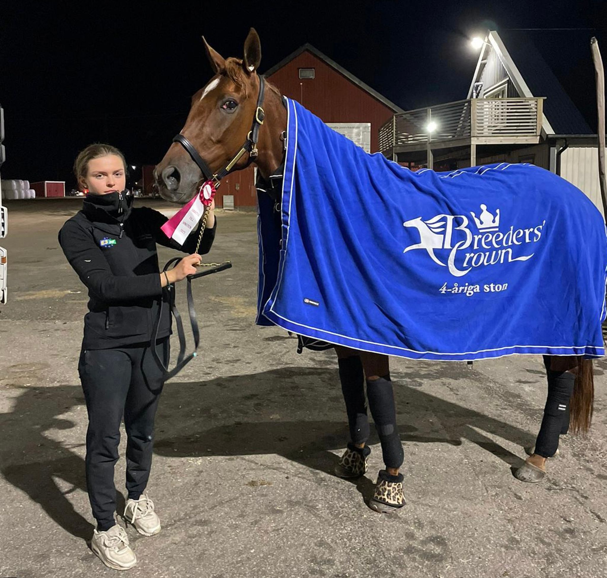 626AA425-9242-49E6-B443-E5415F83639C