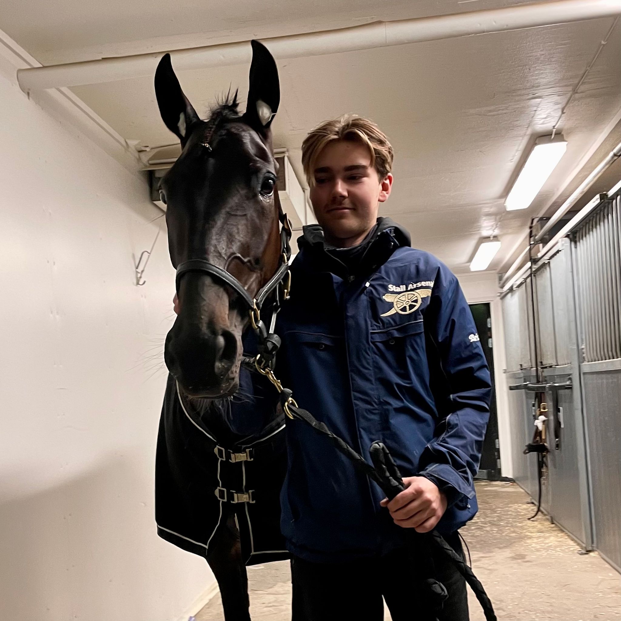 52424569-D71F-45A7-AFD5-CDD8C38008E2