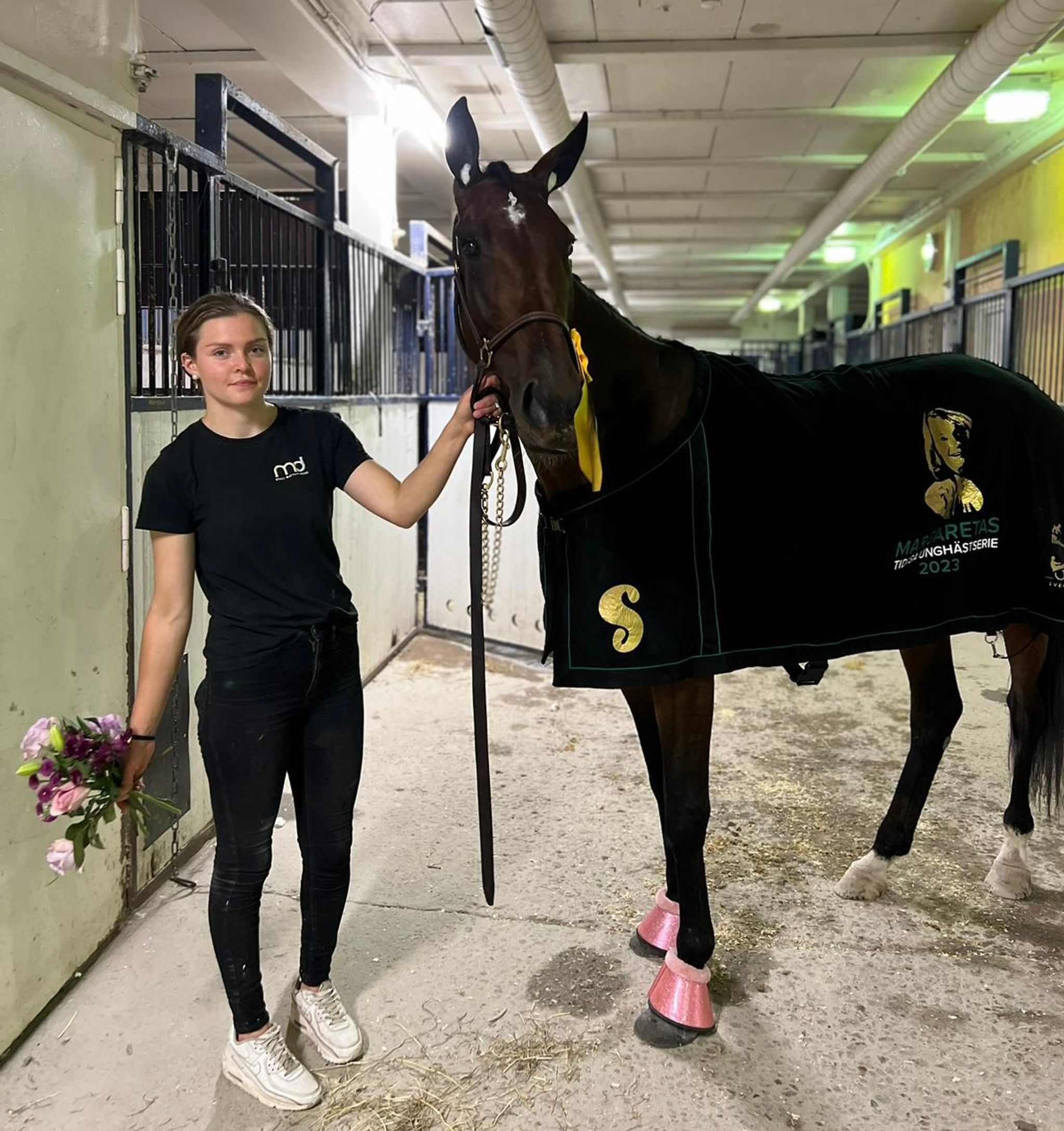 25C25190-D16B-49FD-82F4-E261A5D39C20