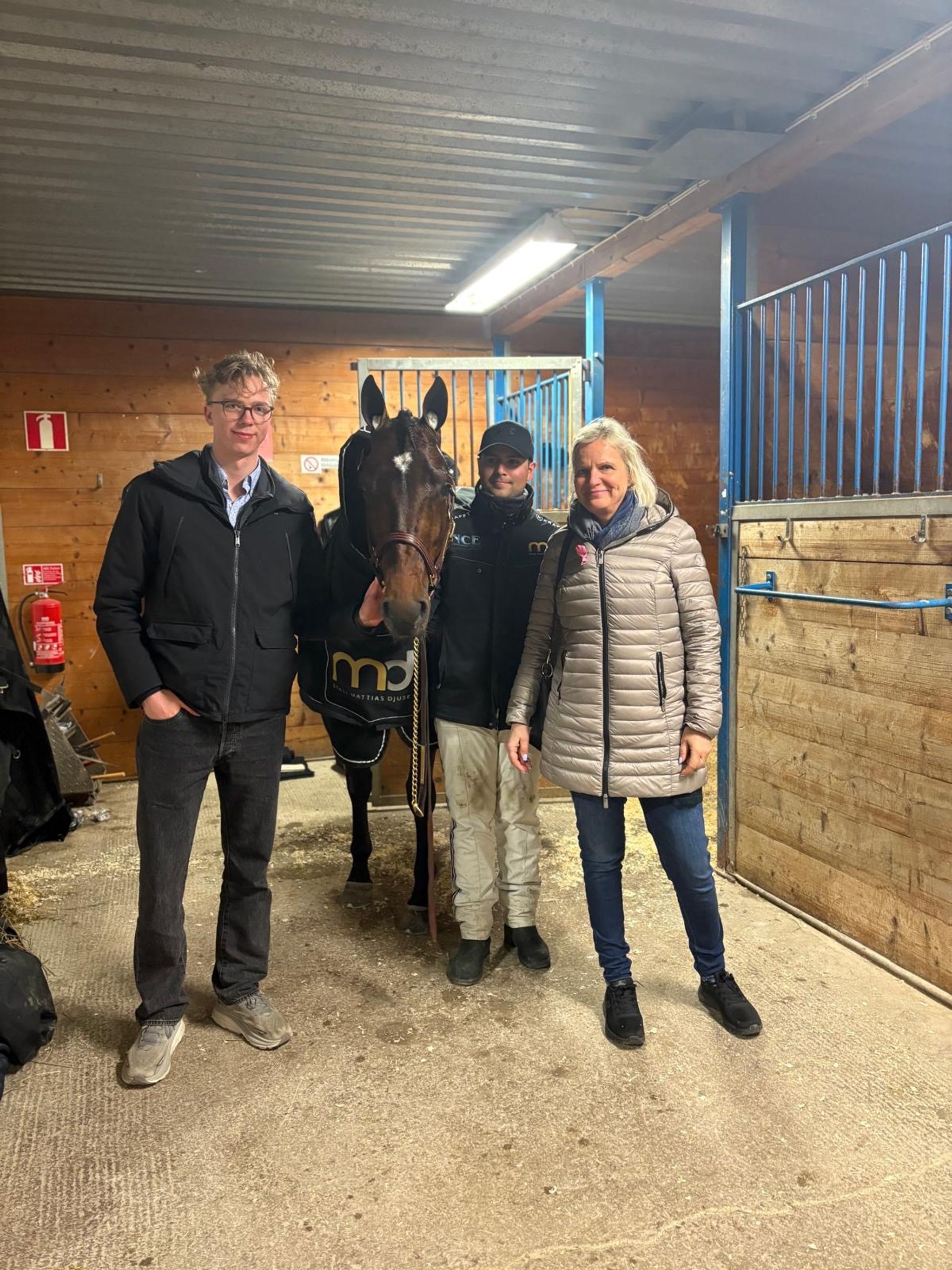 a3522f85-c4d8-4ac9-8a29-18aed2bde5a8