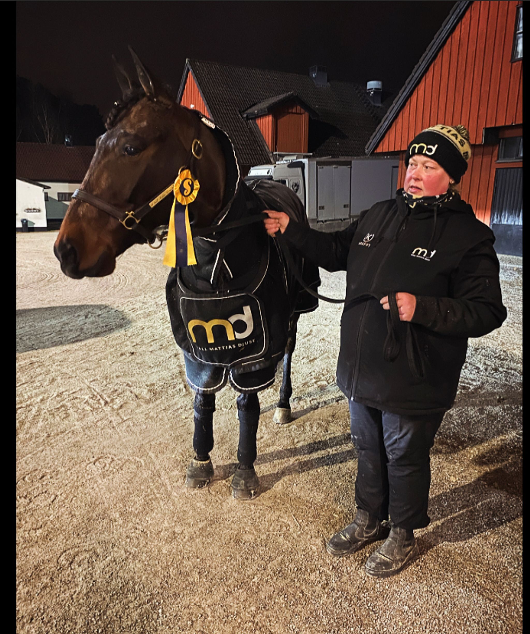 D6FBC34B-4D00-4F19-BA33-1FCF4D1D0DA2