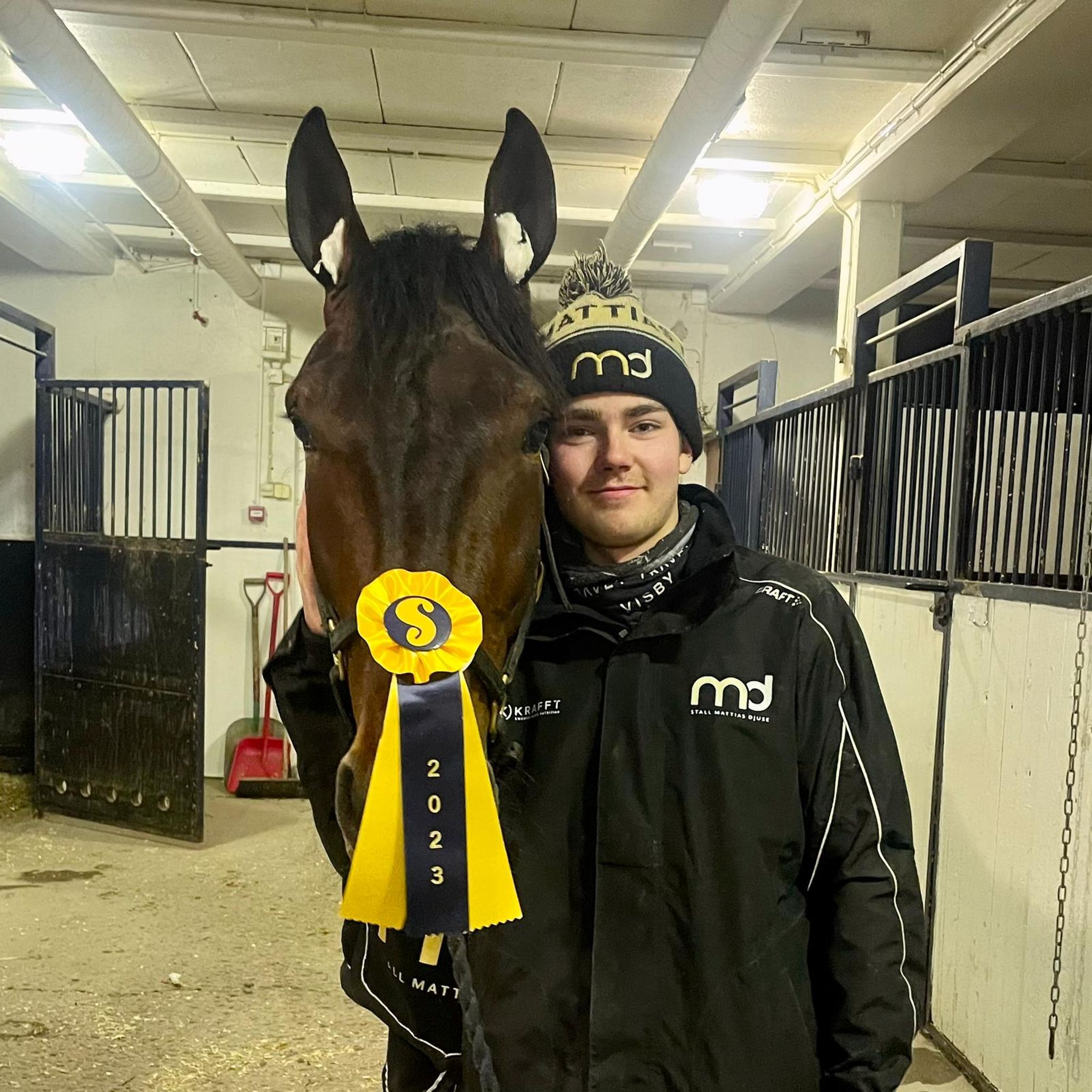 15DAE965-34C4-42FF-BD65-D50EF4BBE0DC