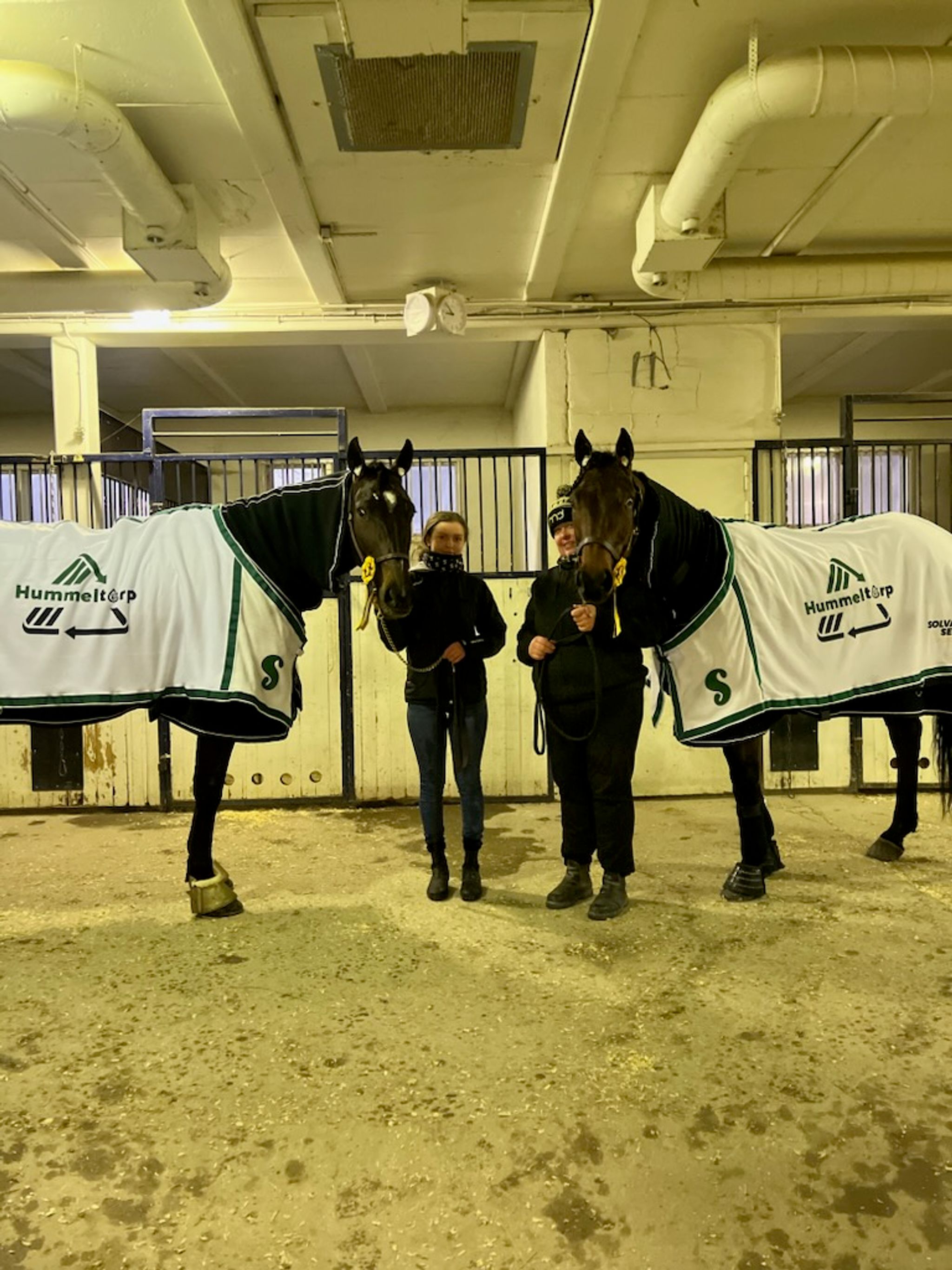 C0C2F664-8C5C-4D99-8A1A-DFDDA90EADD5