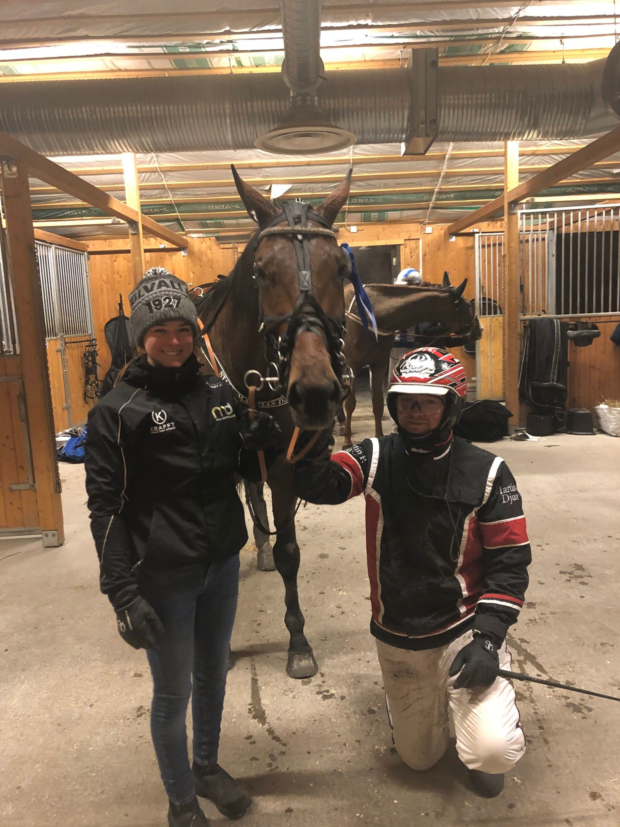 40ED5AA9-3509-4D2D-B7C9-B52832BBA855