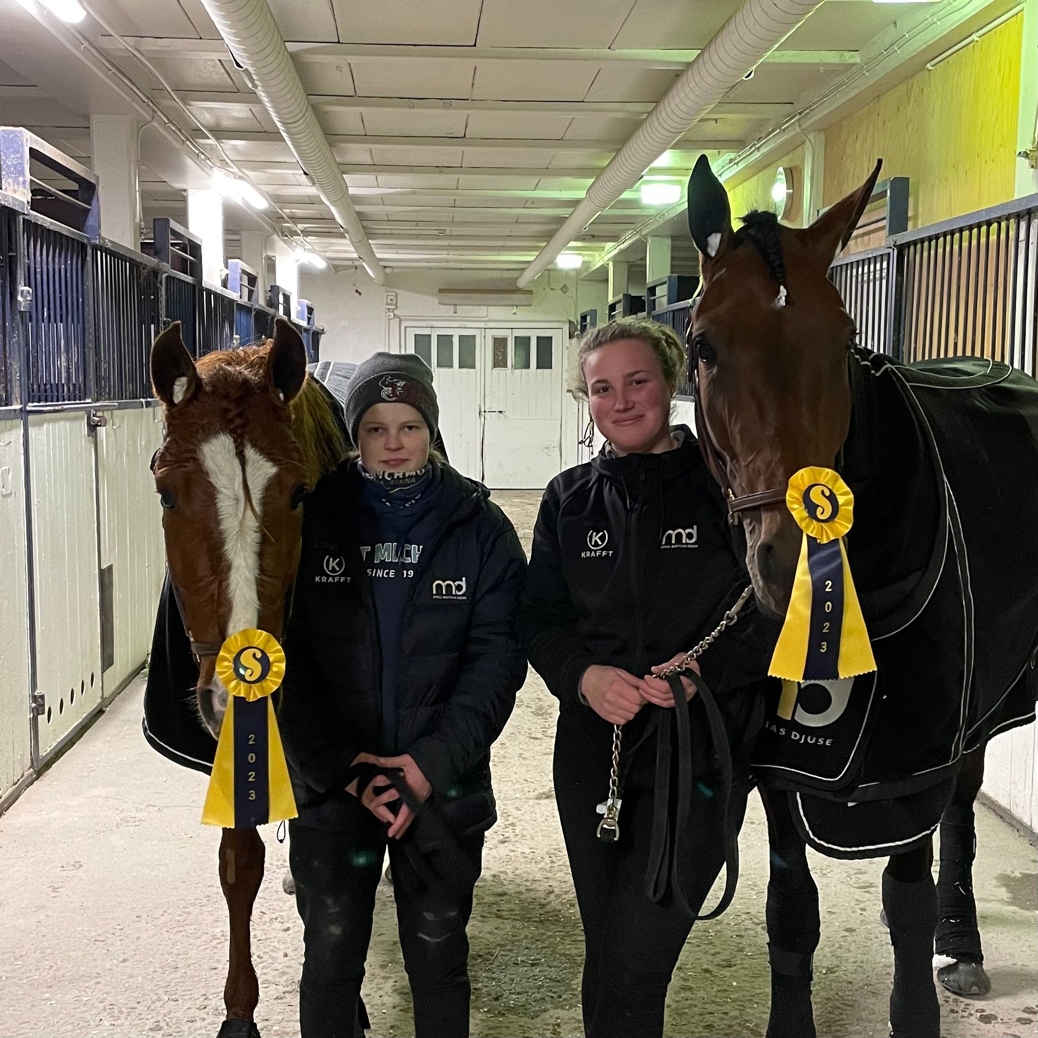 1A156FB8-3DF6-4542-9D73-190F3E590F49