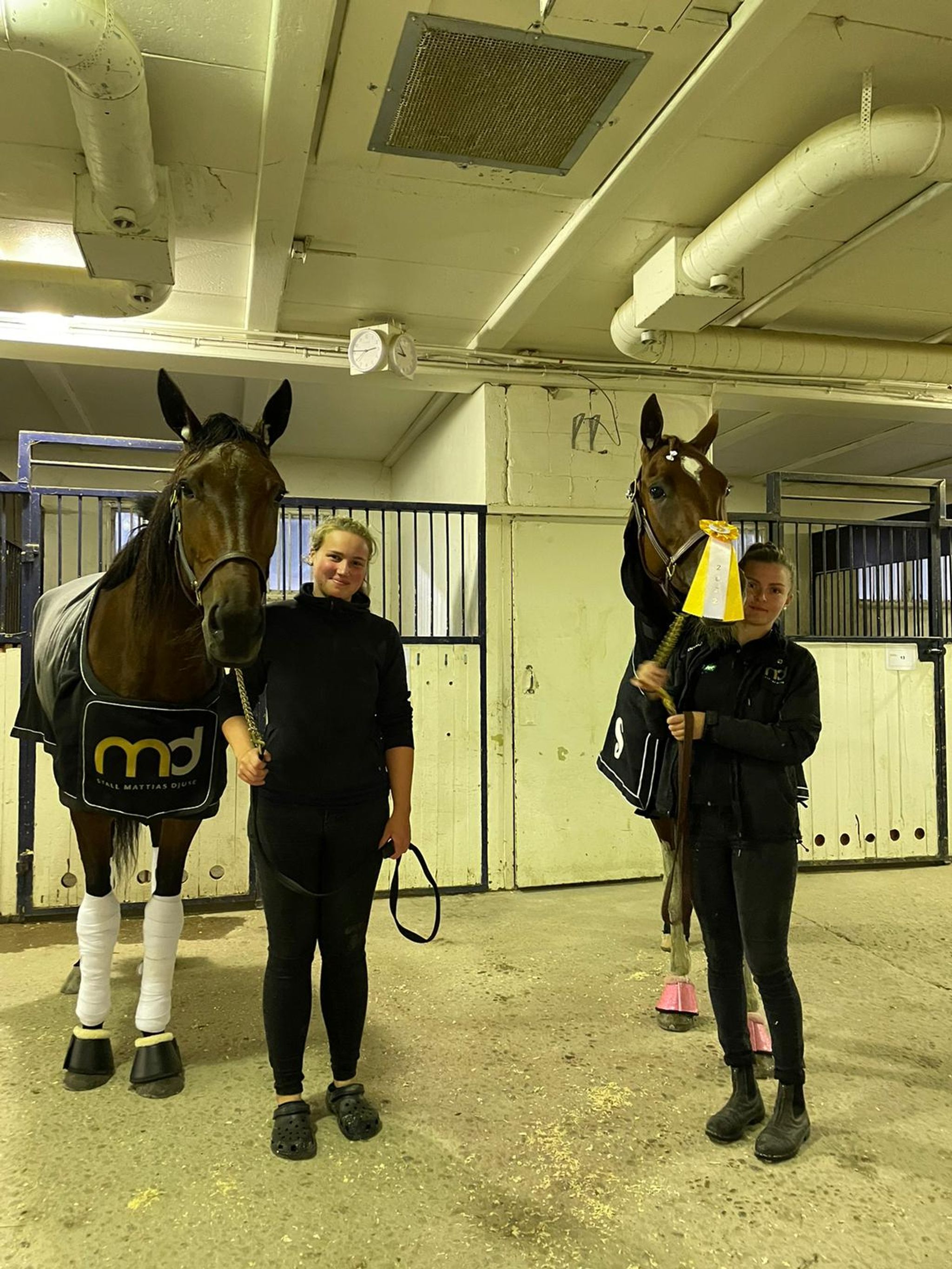 8ABDB3D6-69FB-49CB-8F3F-EEFA54AF7676