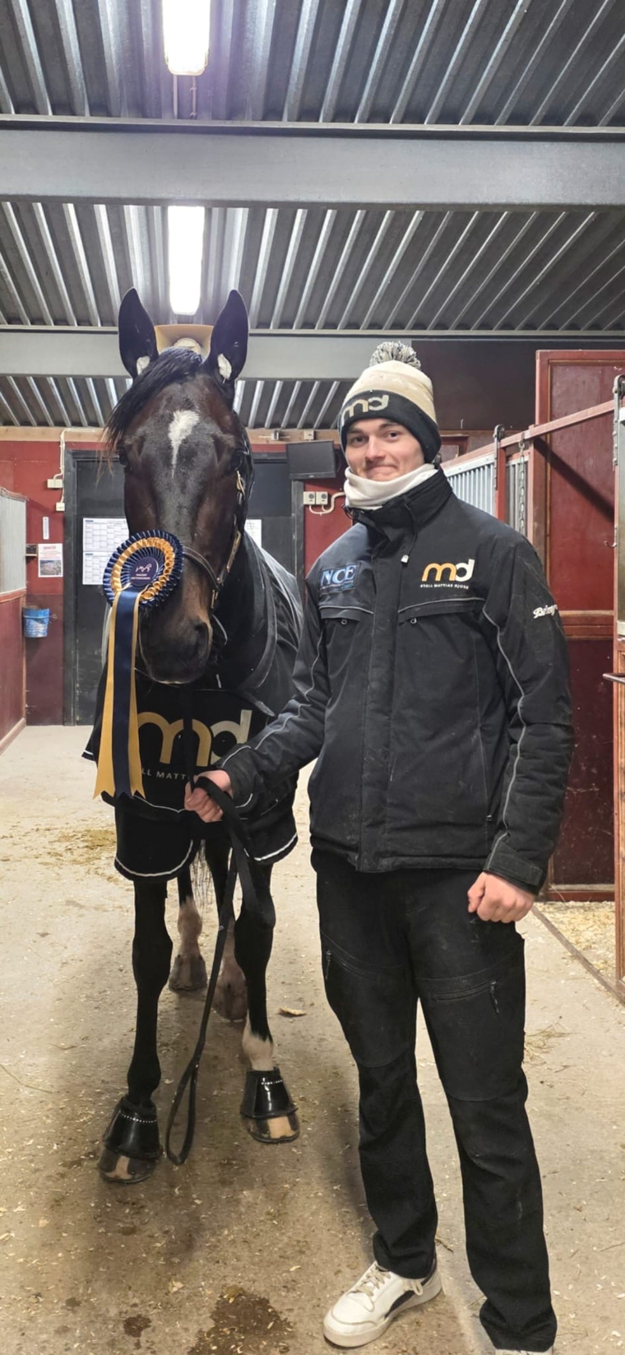 bc4bf6c9-40a7-462a-b2dc-8fd702409337