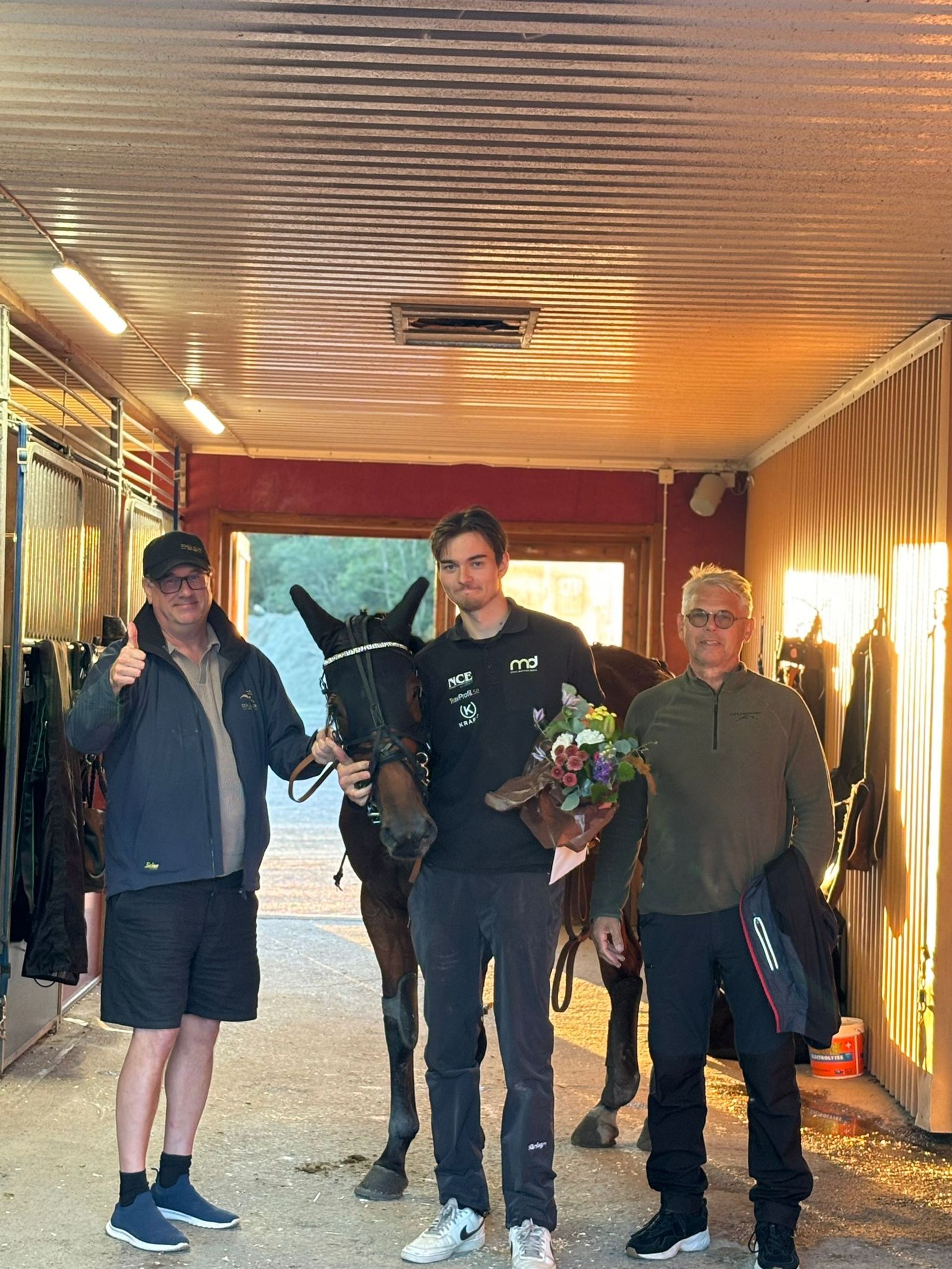 6F3AAEB6-6E57-4DCB-B4F5-3603D7027F5E