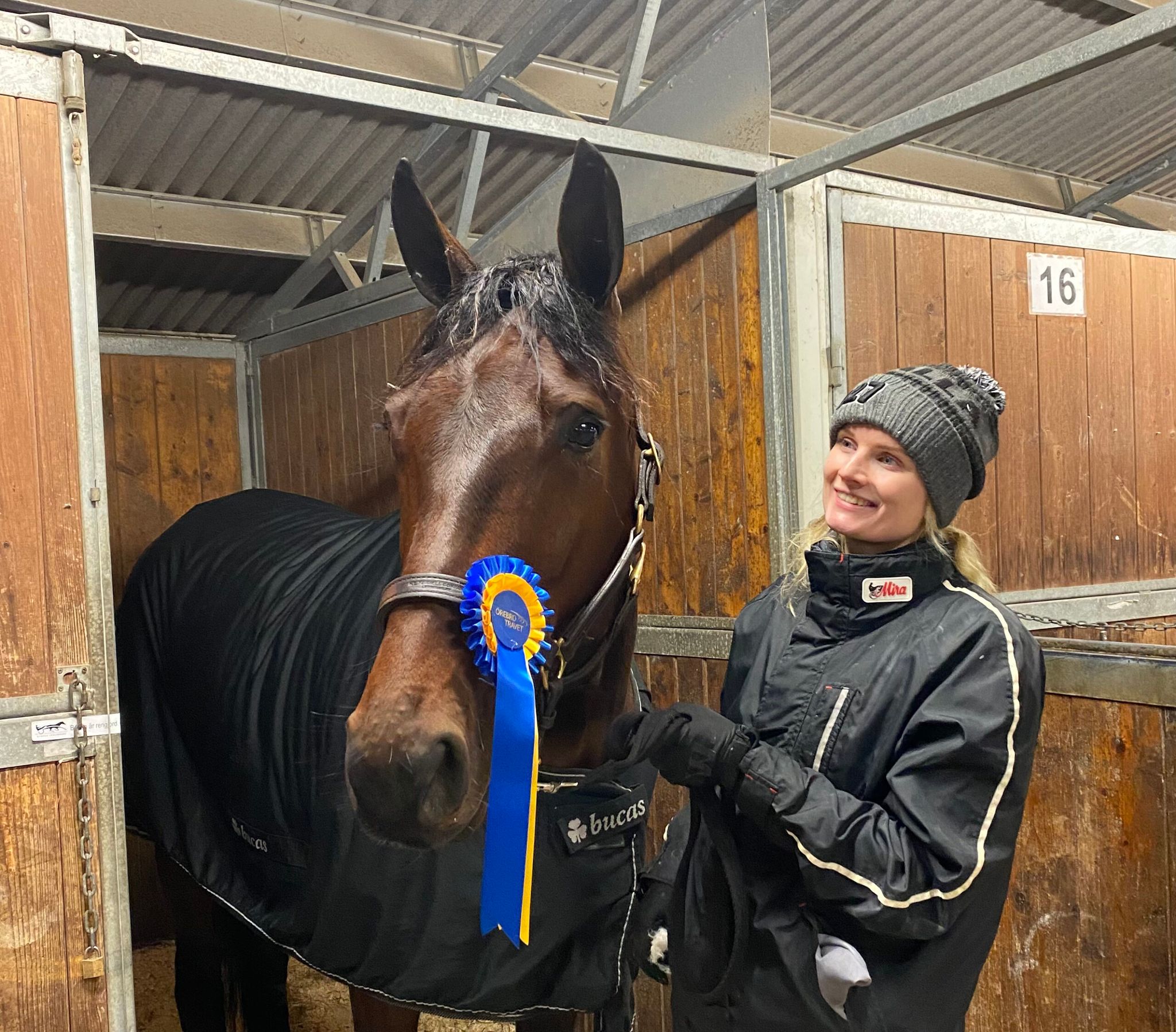 FCC5FF71-7F5B-450A-A926-15FB60C64872