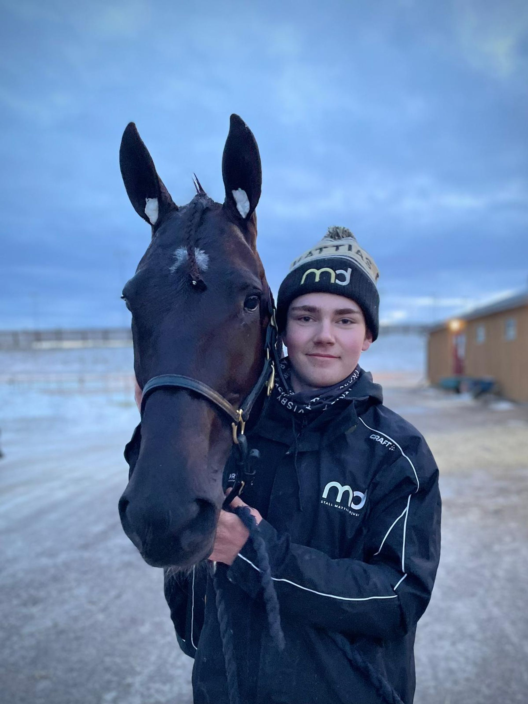 3D631F24-B0AD-4473-97E5-797801DDC690