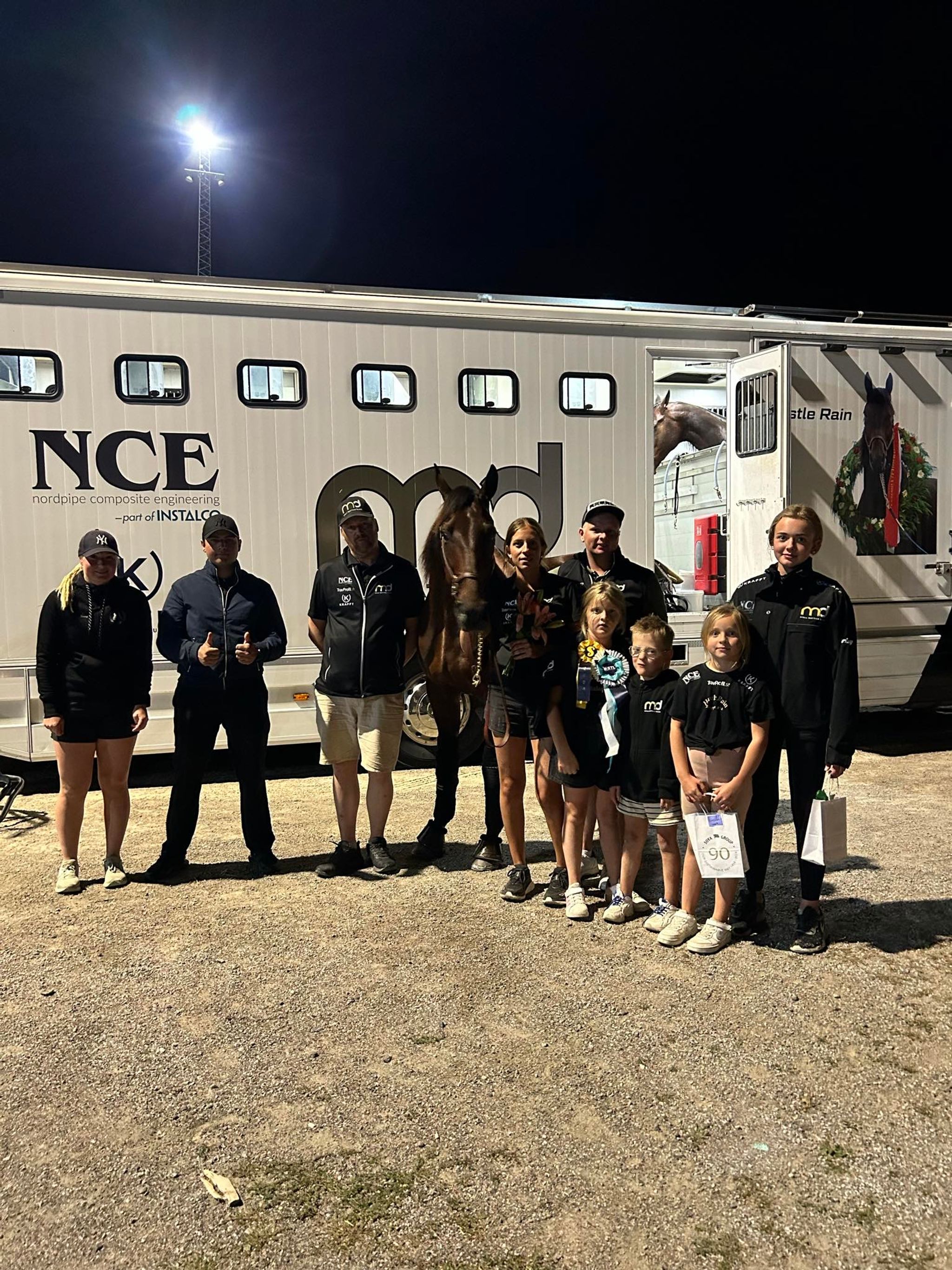 03EEFBDD-FF1F-4150-A05E-5BE159174299