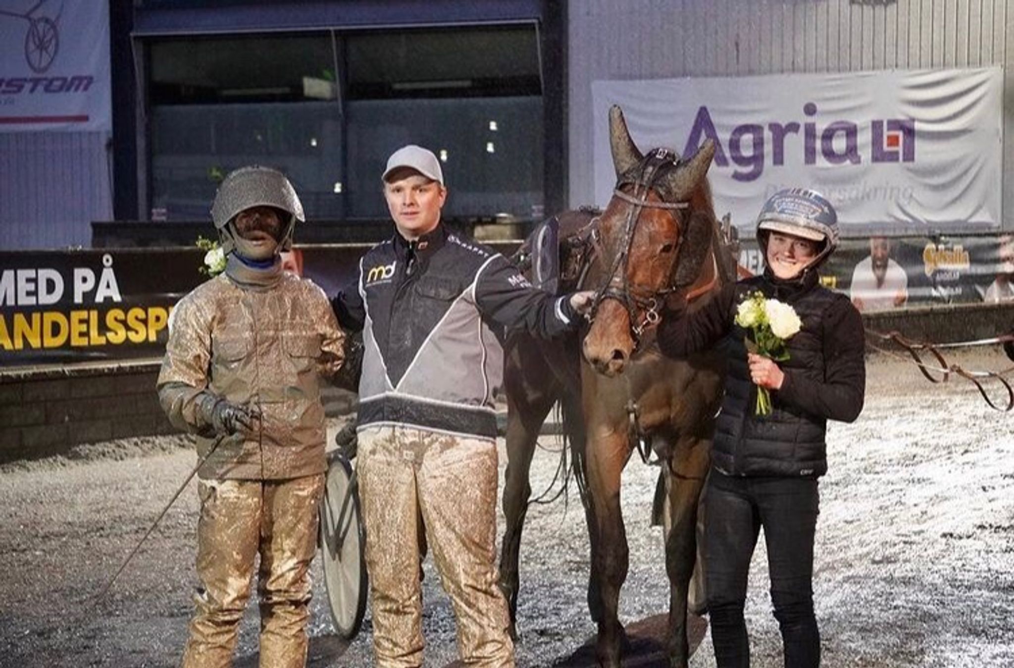 BCE7C808-0189-4C25-9437-877FFDE1E72B