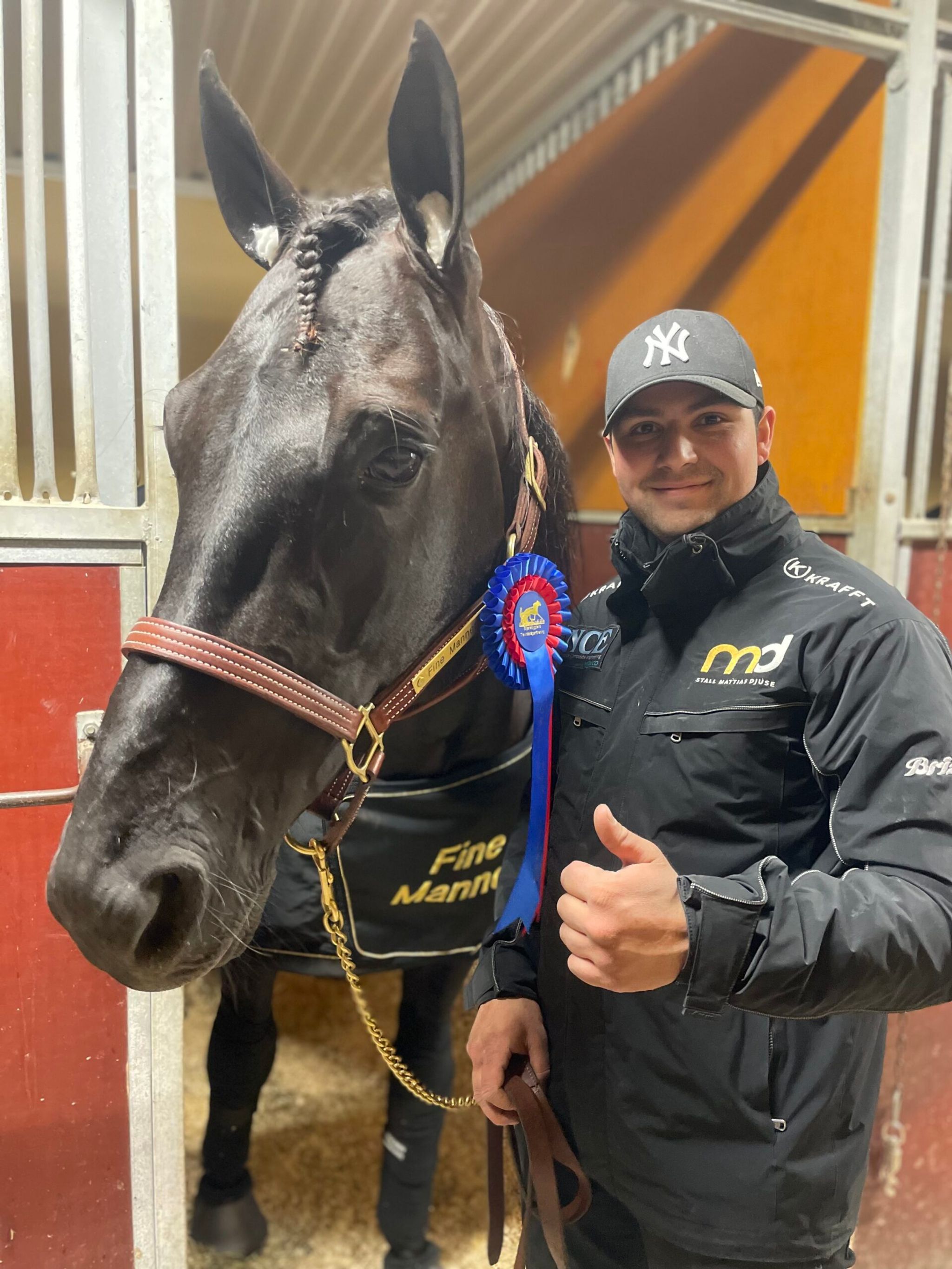 0C6E3965-FF1B-41B7-9F75-44E618C1CA41