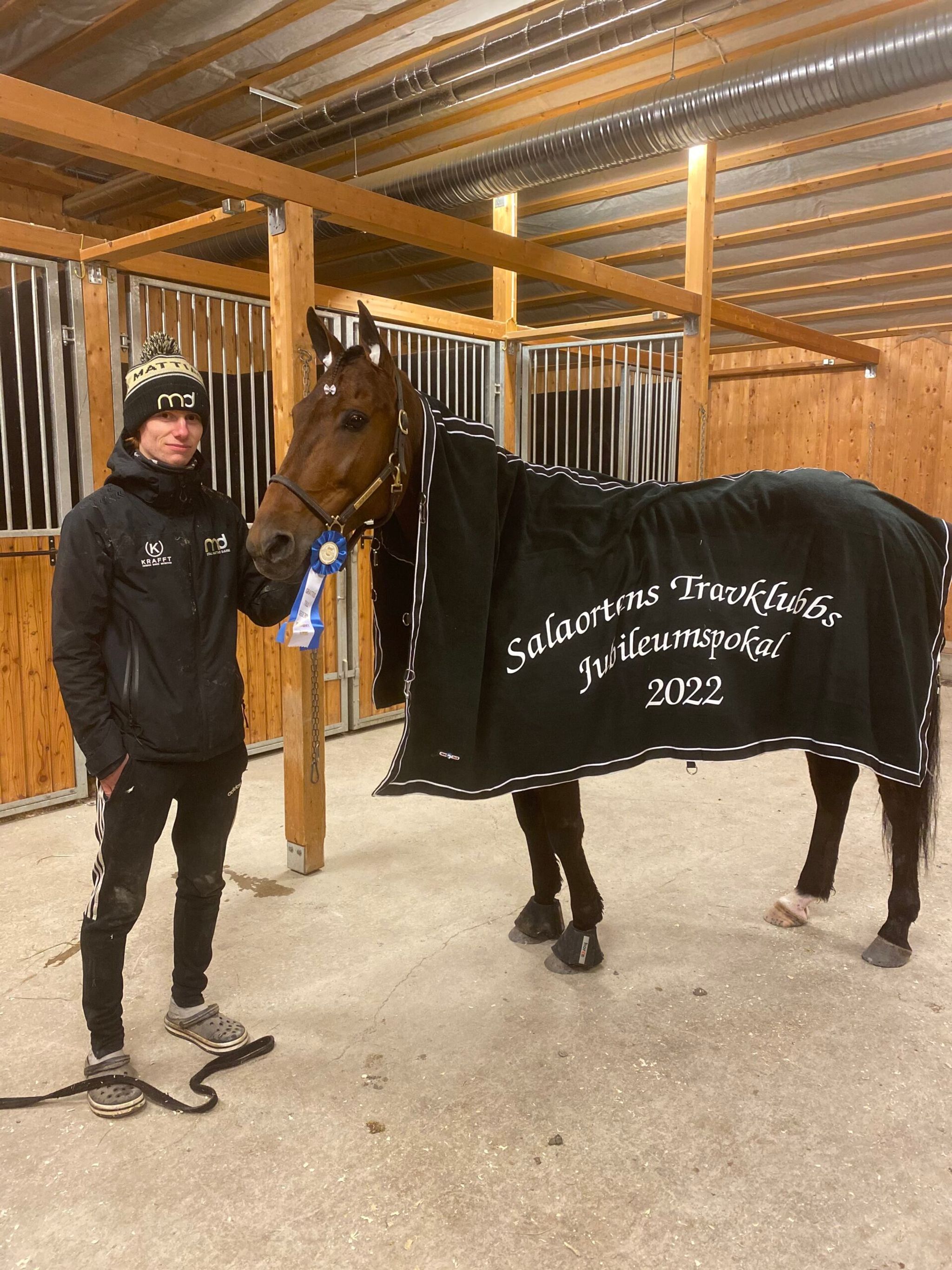 241570ED-64BB-487B-AF78-2E57C02D3489