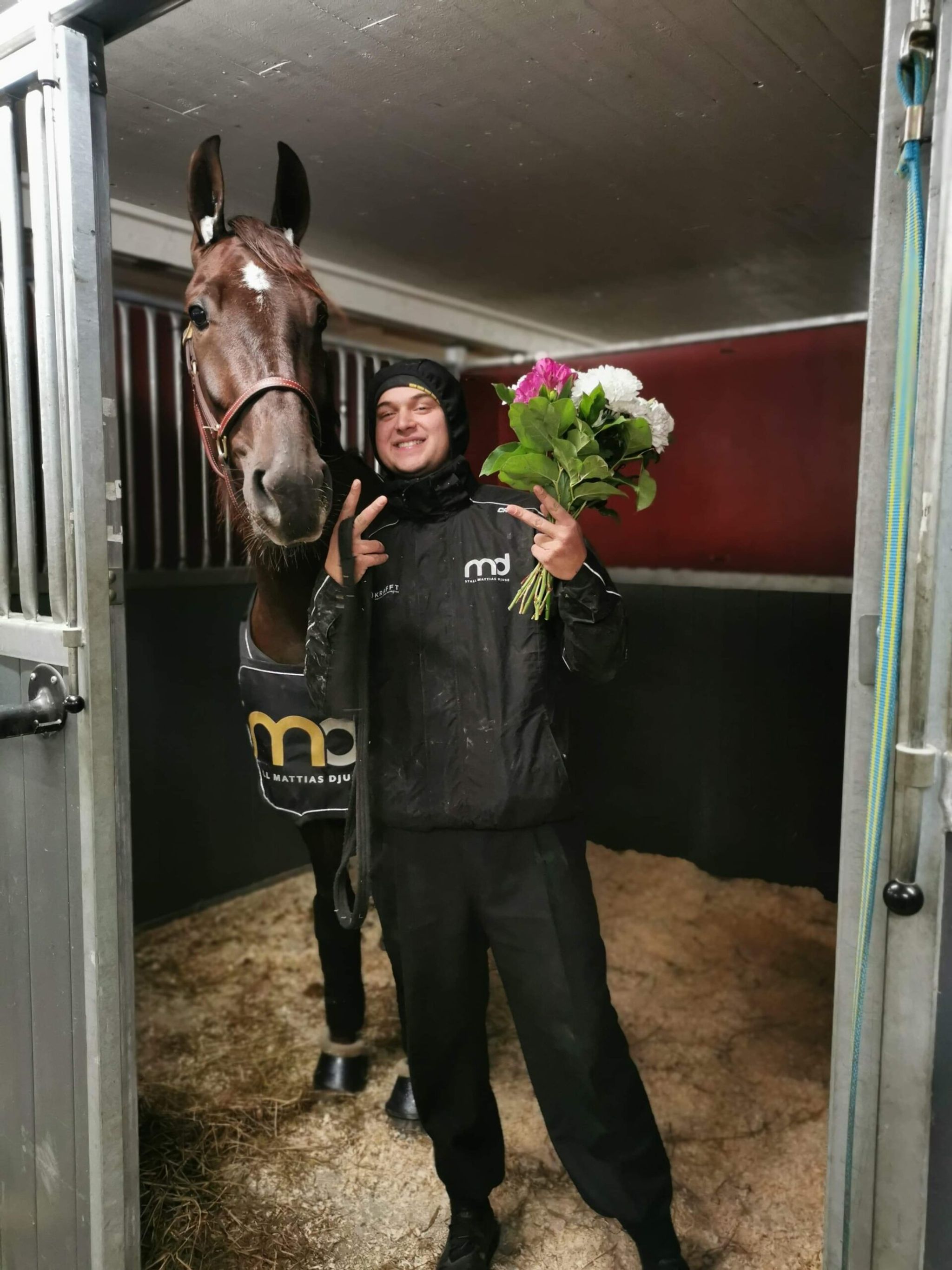 3A921C7C-D05B-4677-ABAE-7D6F29B65D3F