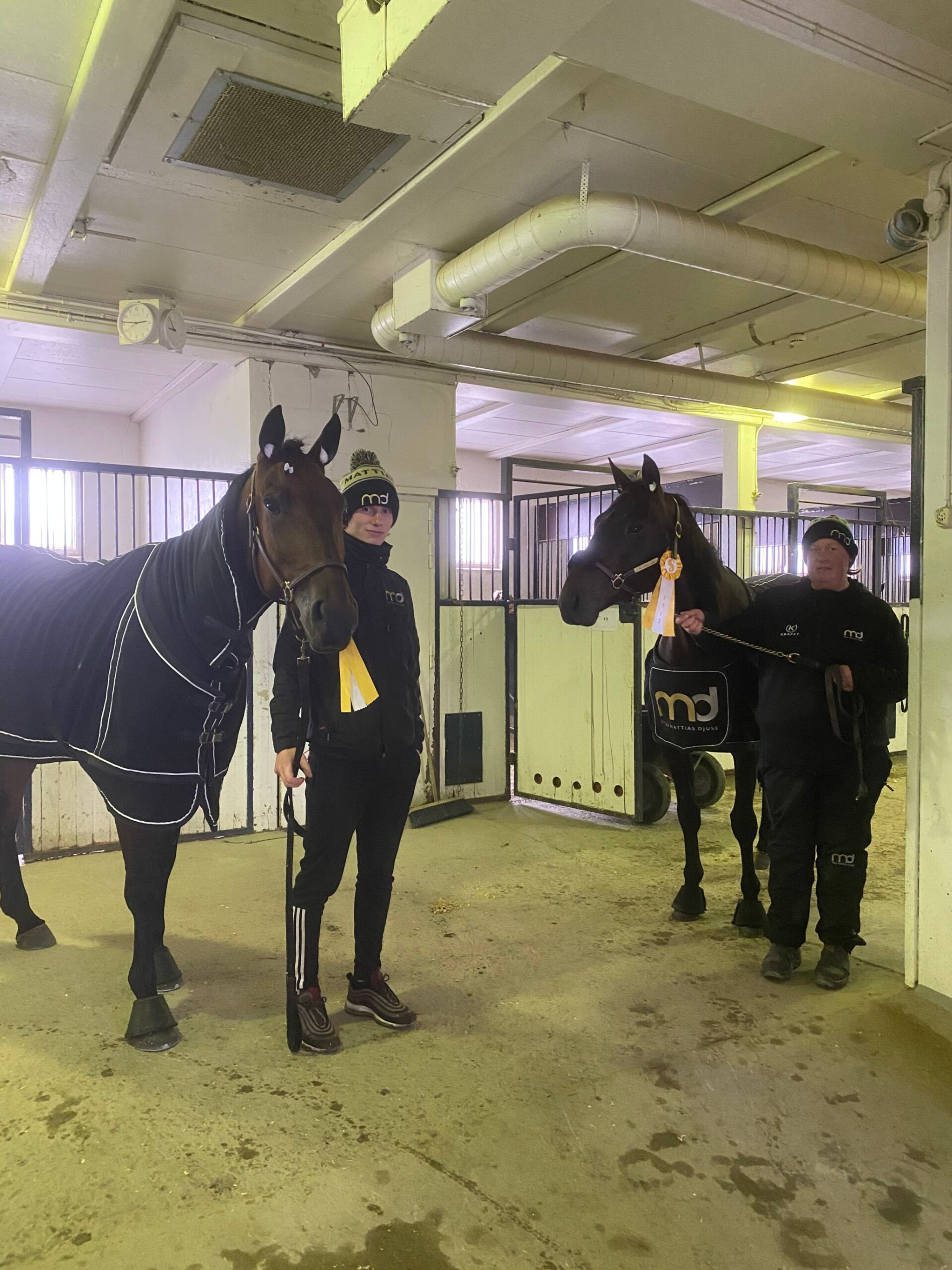 764CA893-16F8-4A09-93CF-651BF06B2594