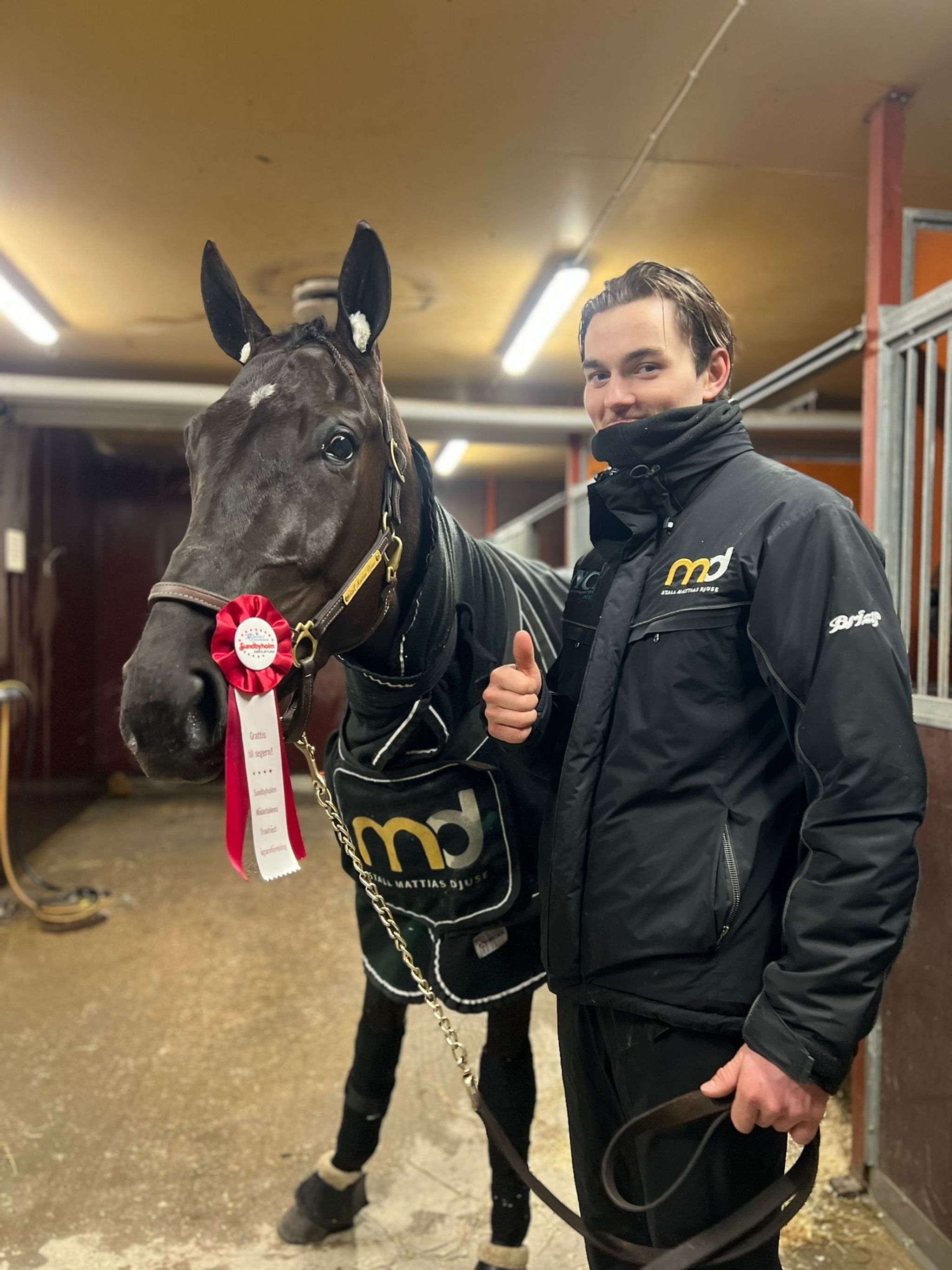 4b0a06e5-5846-4193-9b01-1c5ec31436be