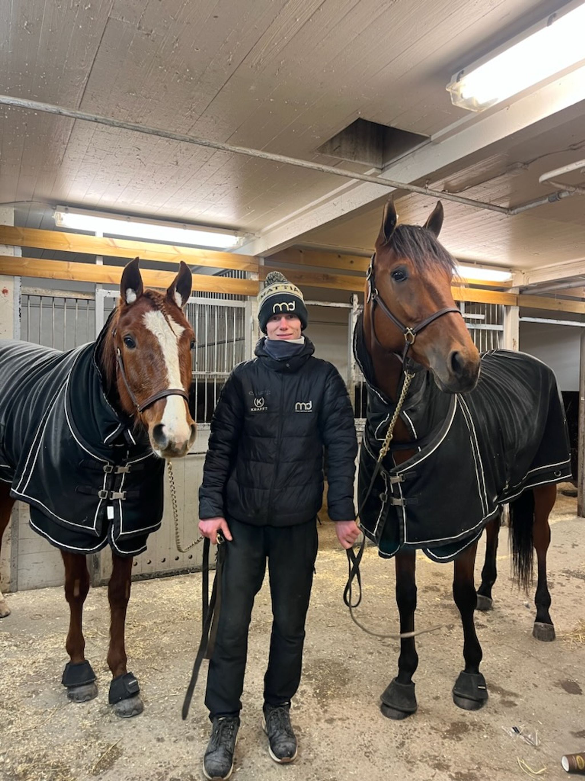 B1D17E13-C4DB-417E-AAB6-47F0A681A533