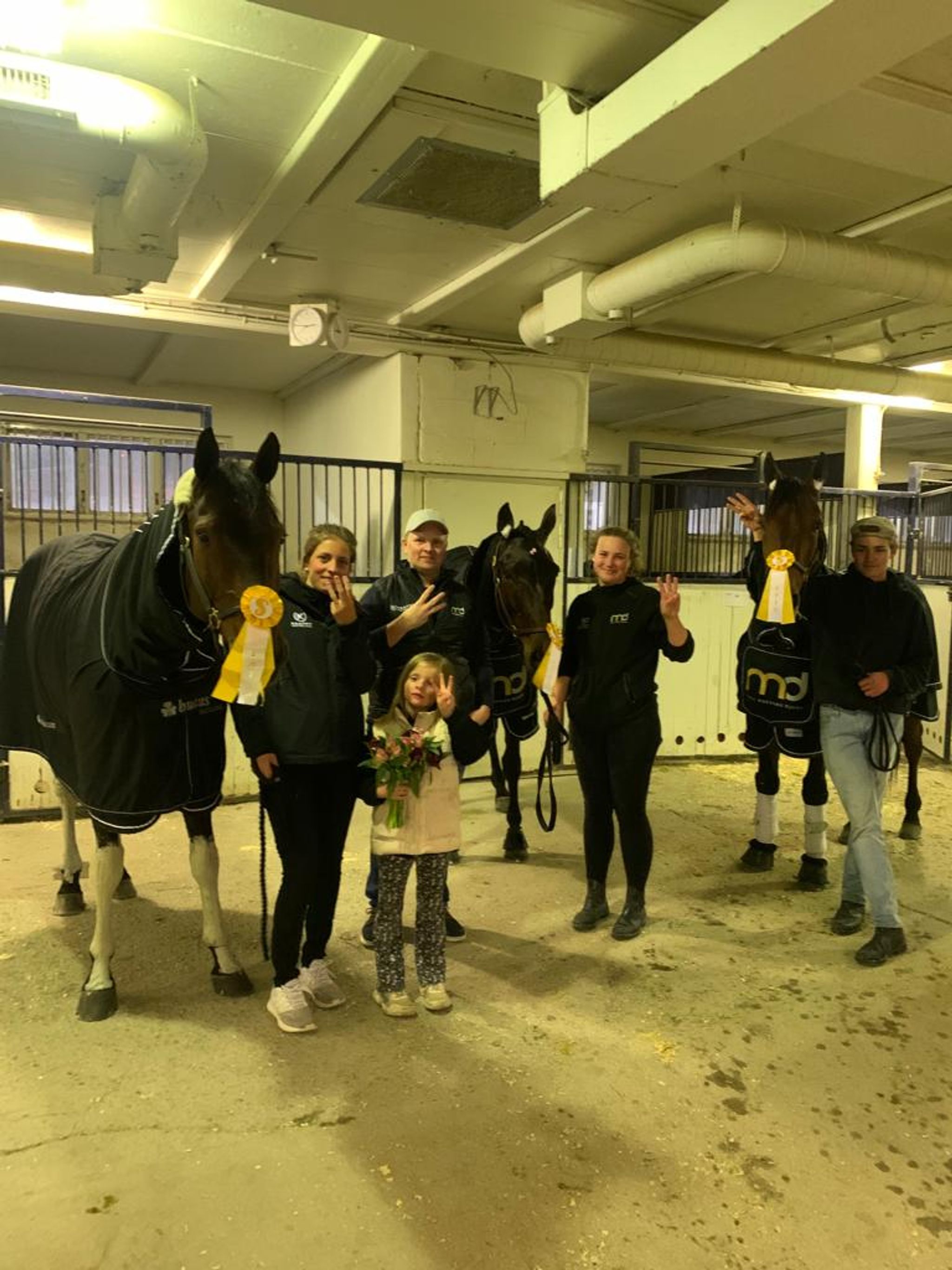 A75DEAC5-3AEF-4555-BEBE-5204271D1EEB