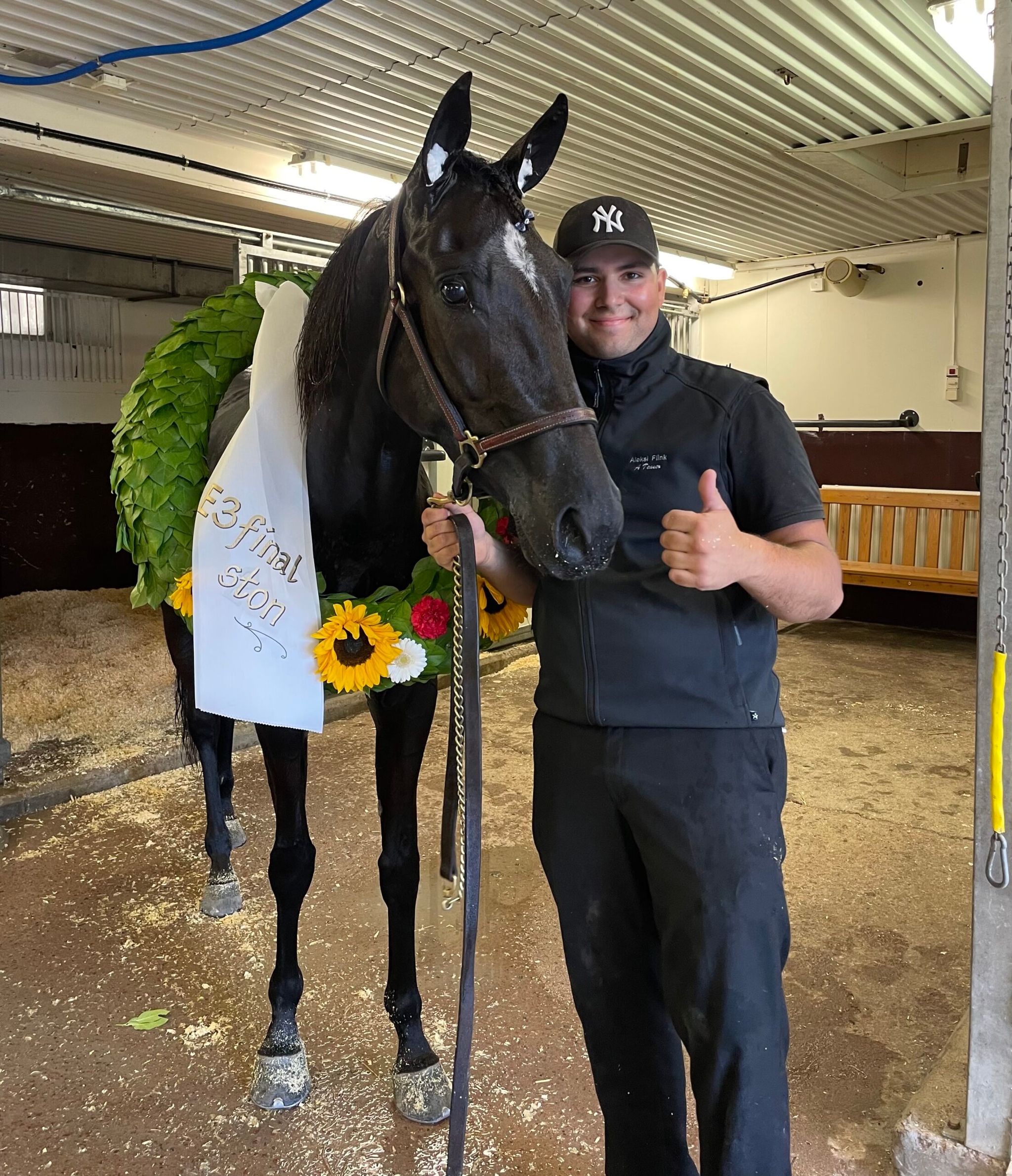 8F27DCFC-7228-4E58-B063-5B02628E50D3