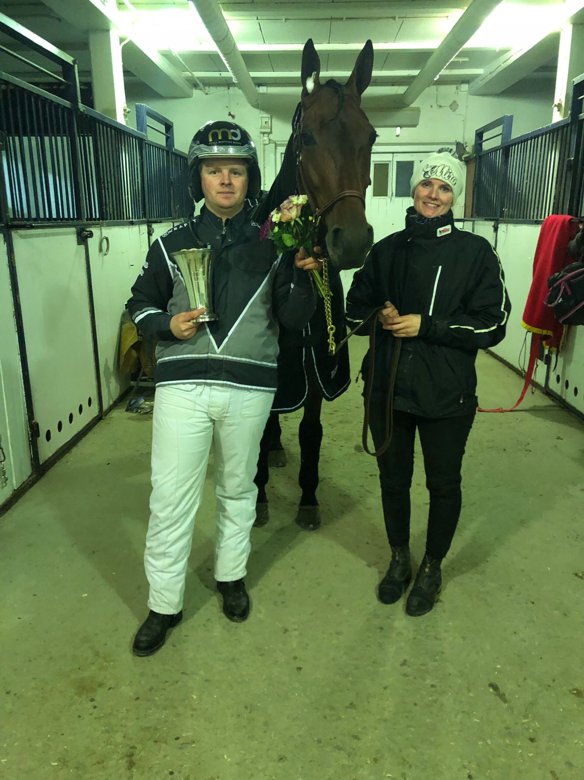 D7D1B9B7-7C19-47FE-B2B7-5D9AA4BAC1E2