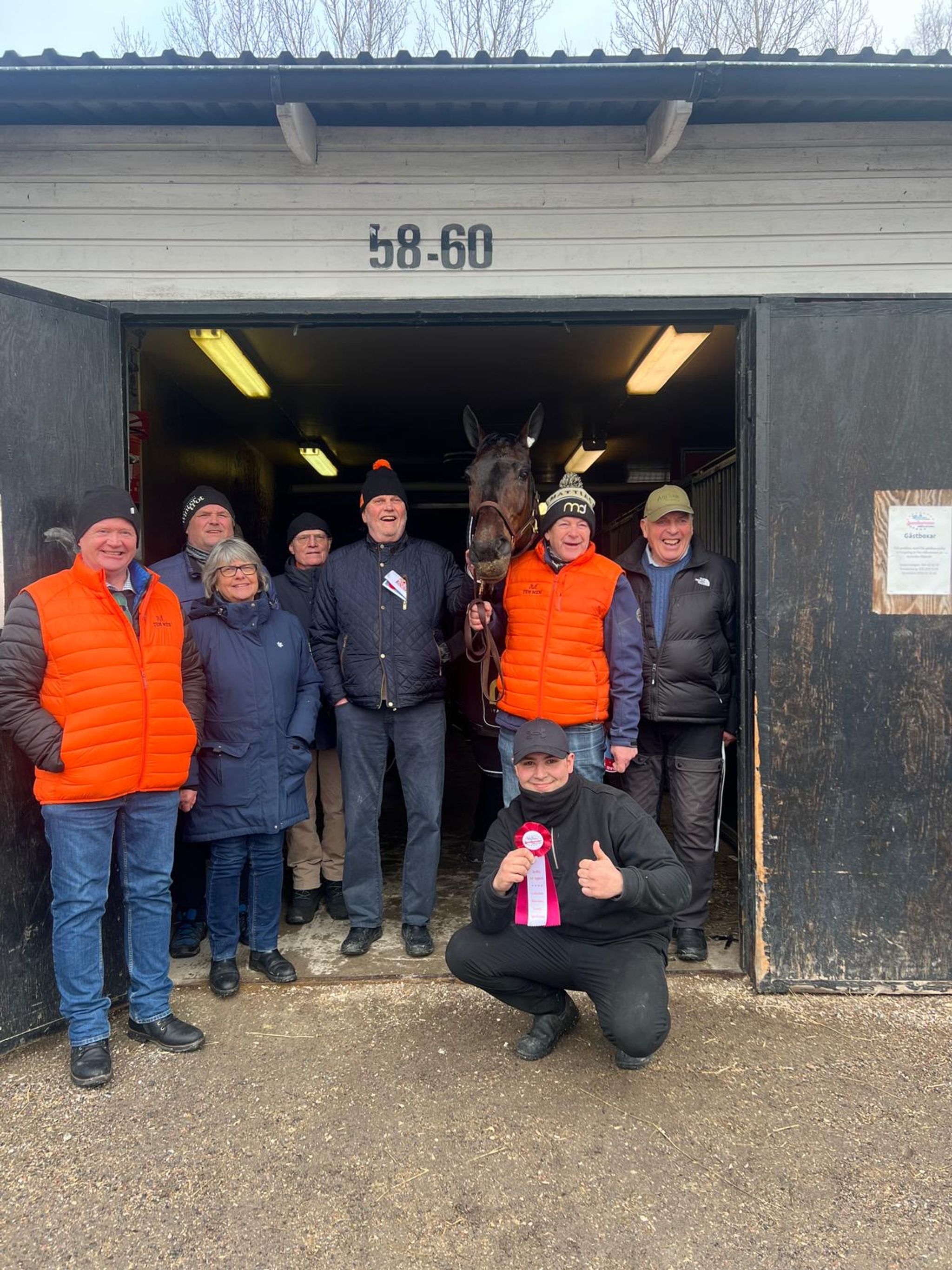 2f9da044-c8a2-46df-b836-0bfac65bcddc