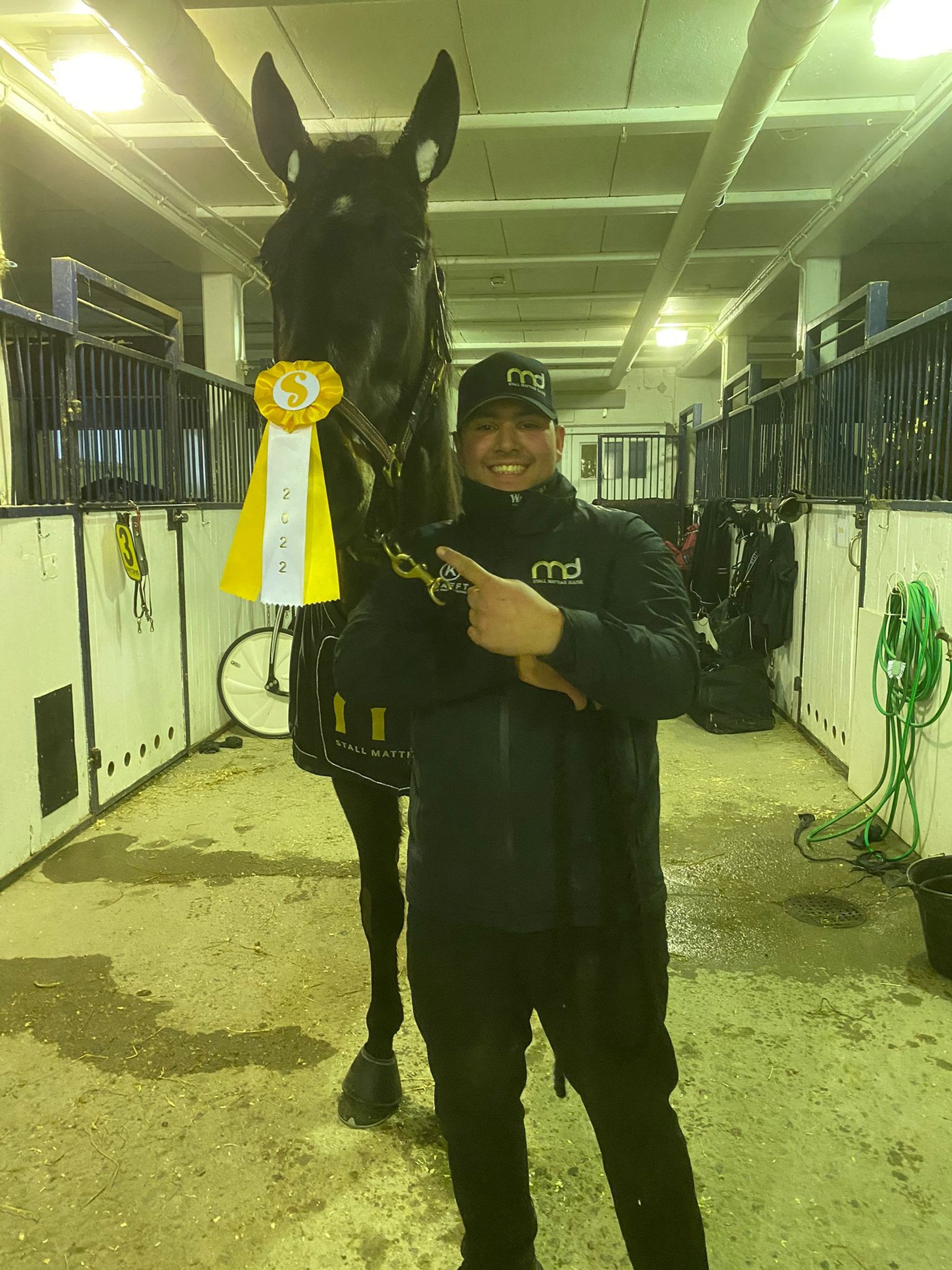 45B49BD5-E704-4B53-B62E-1FFD4E0B2A99