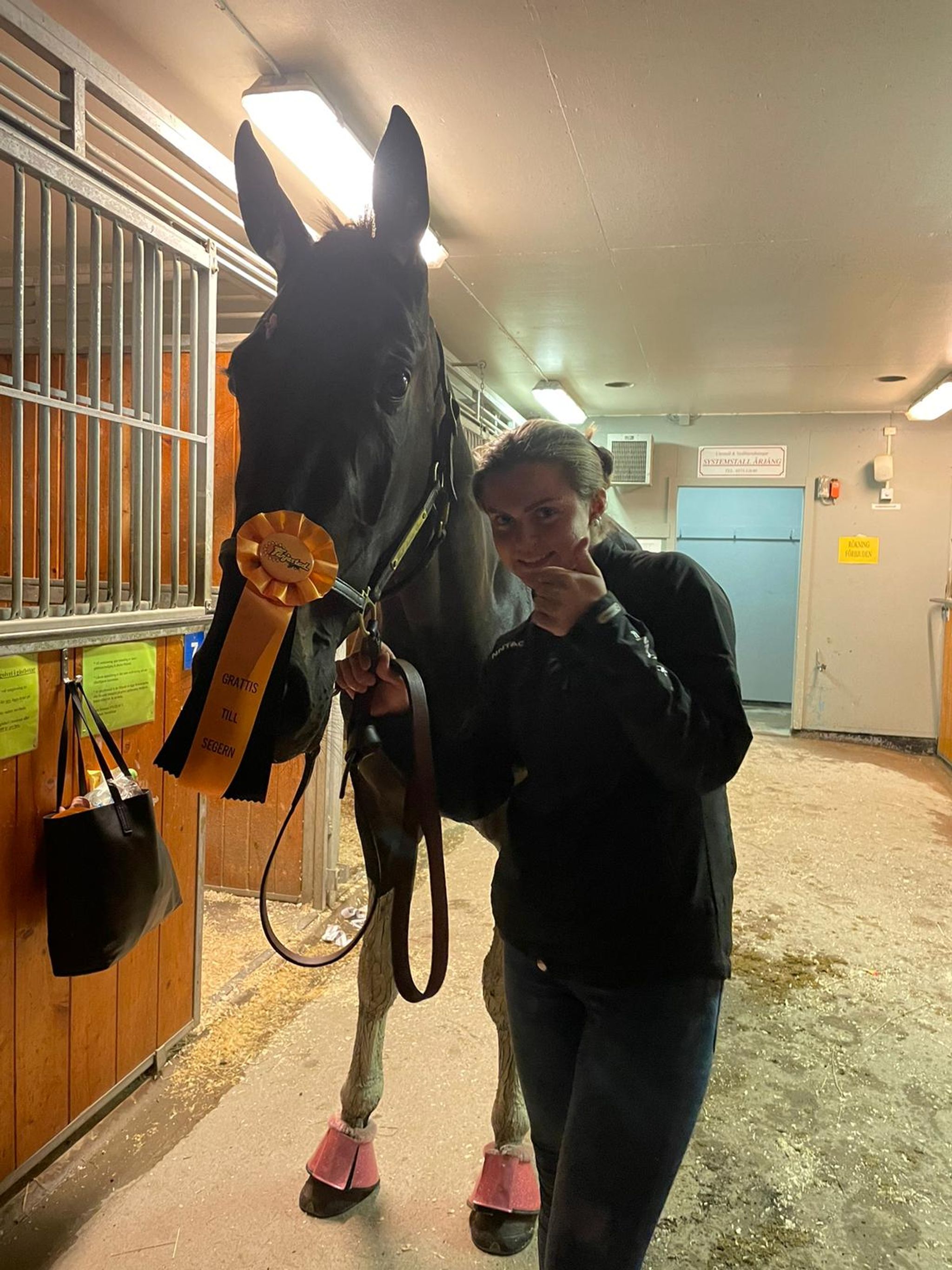 3CBD3AE0-E6AC-42FA-A496-D9A90556DFCC