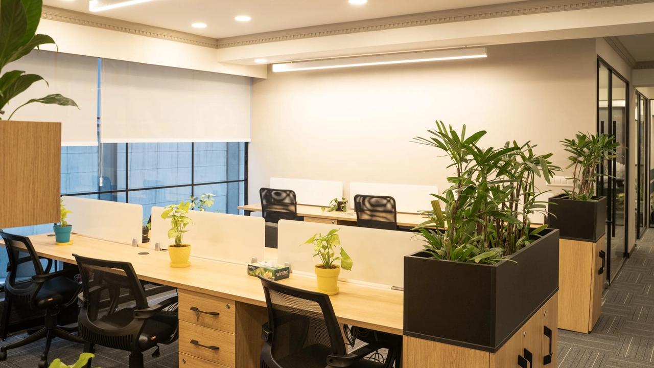 7 Ergonomic Must-Haves for a Comfortable Office Setup