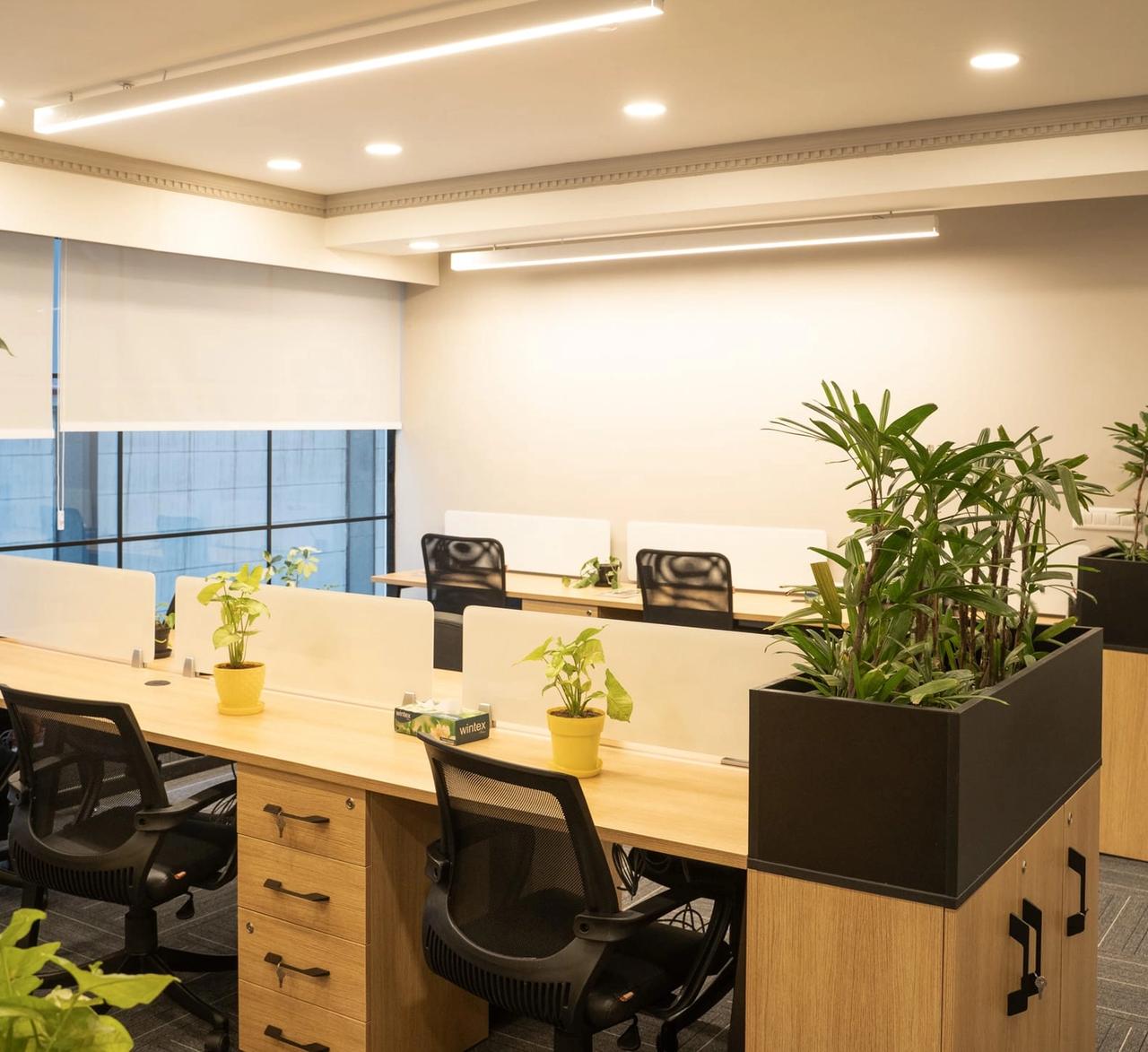 7 Ergonomic Must-Haves for a Comfortable Office Setup