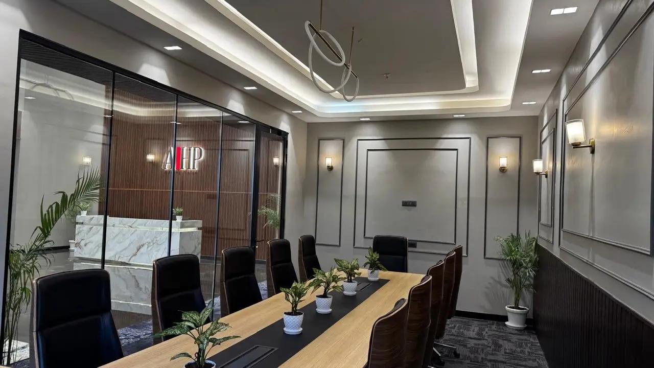 Rethinking the Conference Room: Trends for 2025