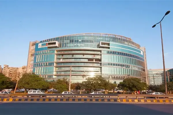 Spaze ITech Park on Sohna Road, Gurgaon — Grade-A commercial tower near Medicity
