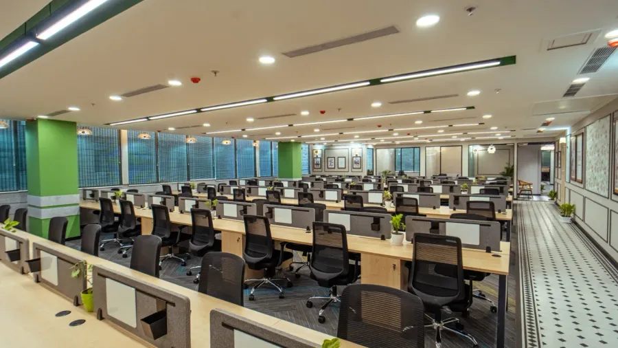 Flexible Floor Configurations at AIHP Atrium — AIHP office space