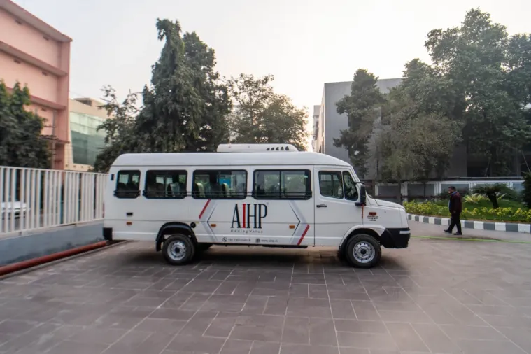 Metro Shuttle to HUDA City Centre at AIHP Executive Center — AIHP office space