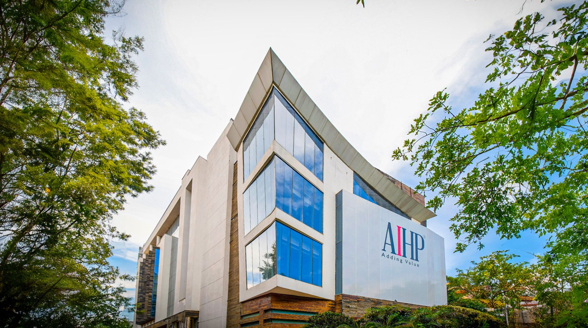 AIHP Broadway building facade in Sector 32, Gurgaon