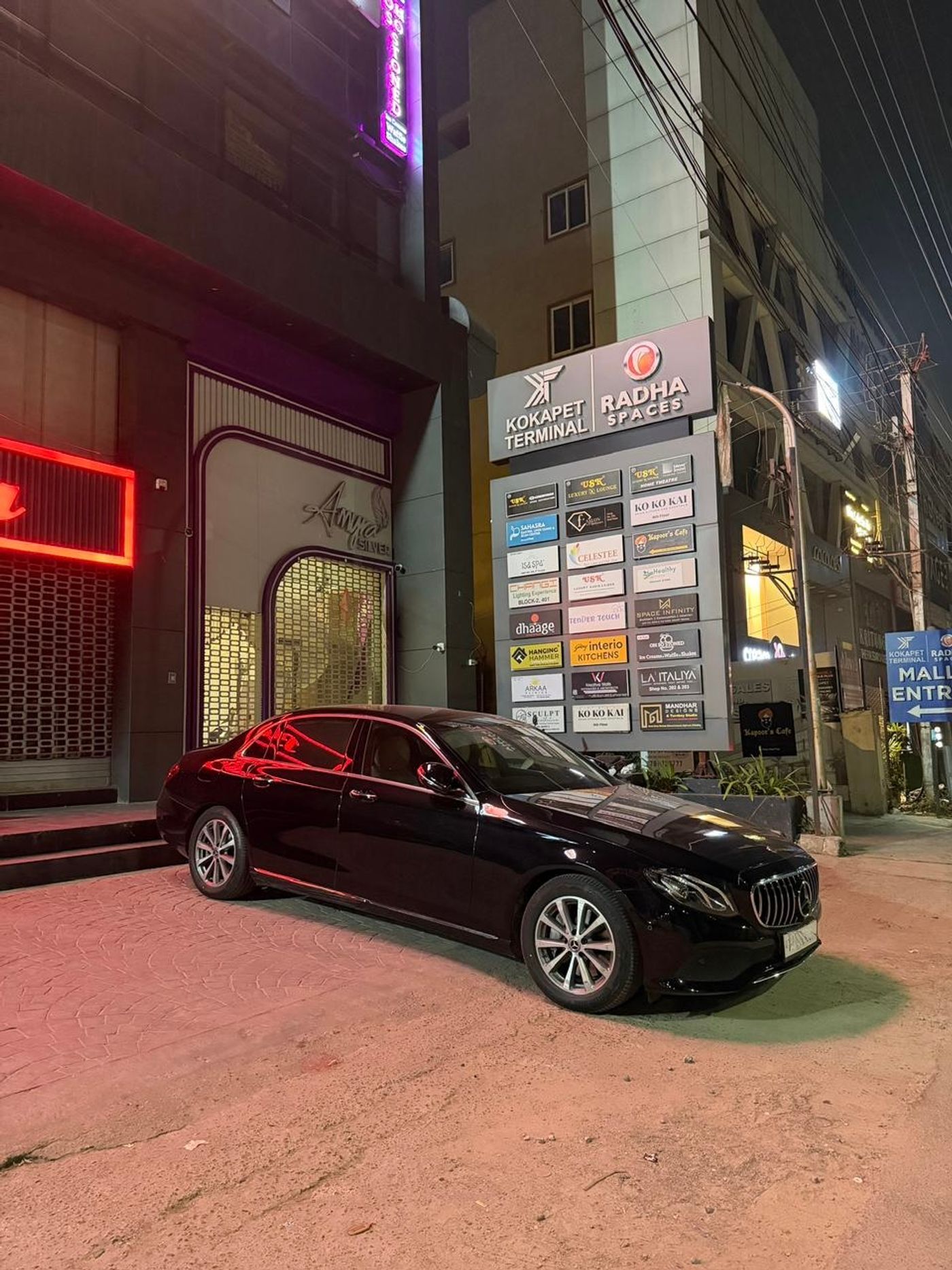 Mercedes-Benz E-class W213 LWB — premium sedan, photo 2