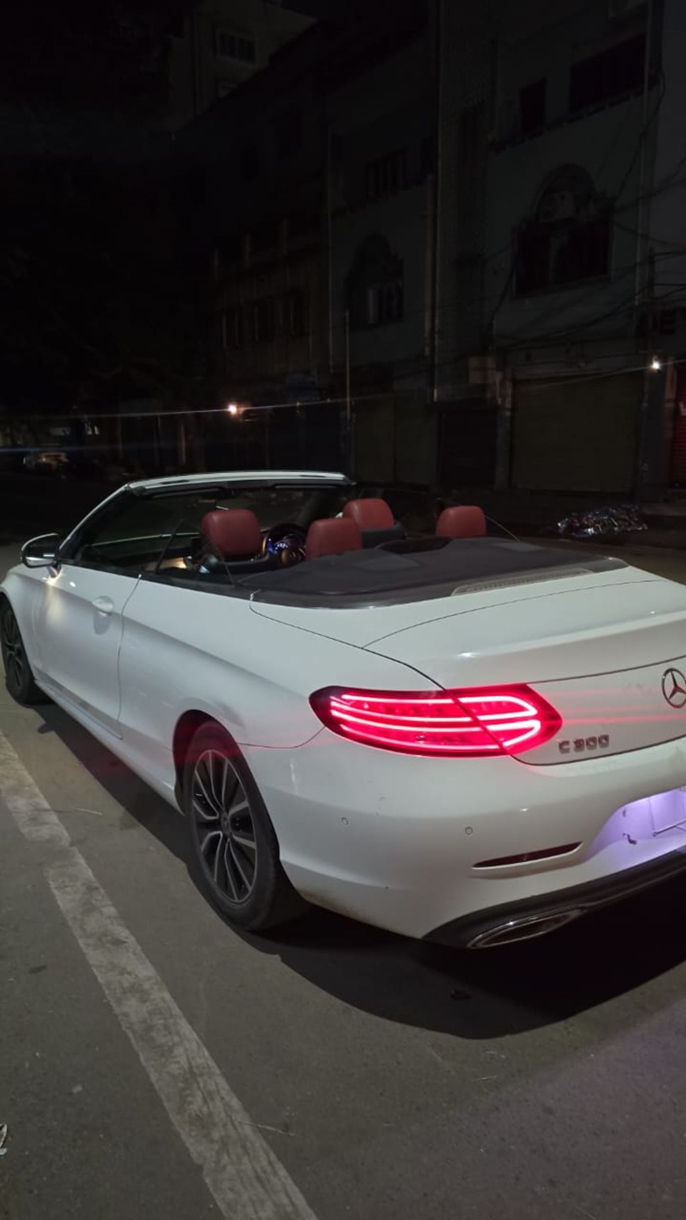 Mercedes-Benz C300 Cabriolet — sports convertible, photo 2