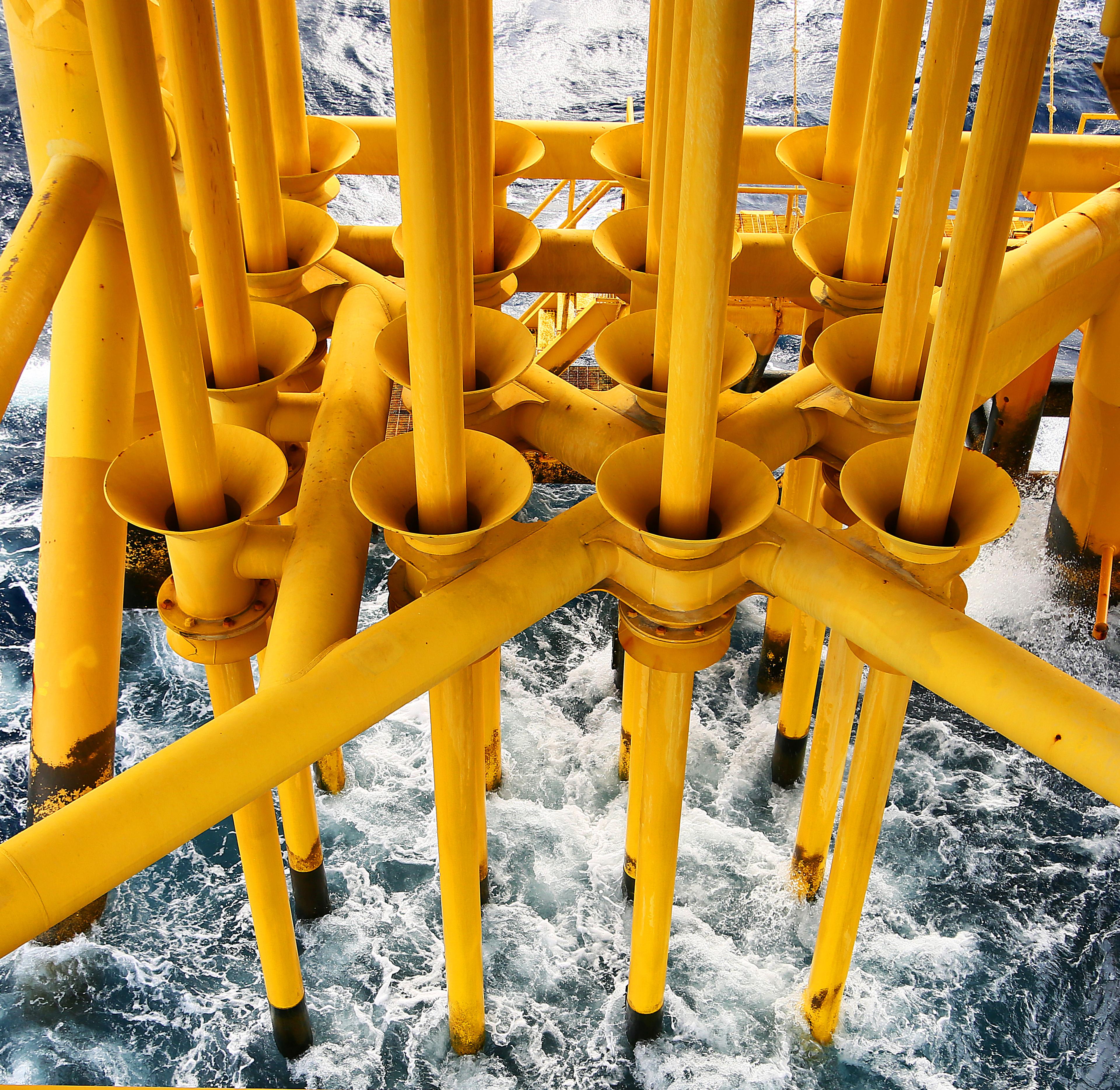 a picture of offshore risers
