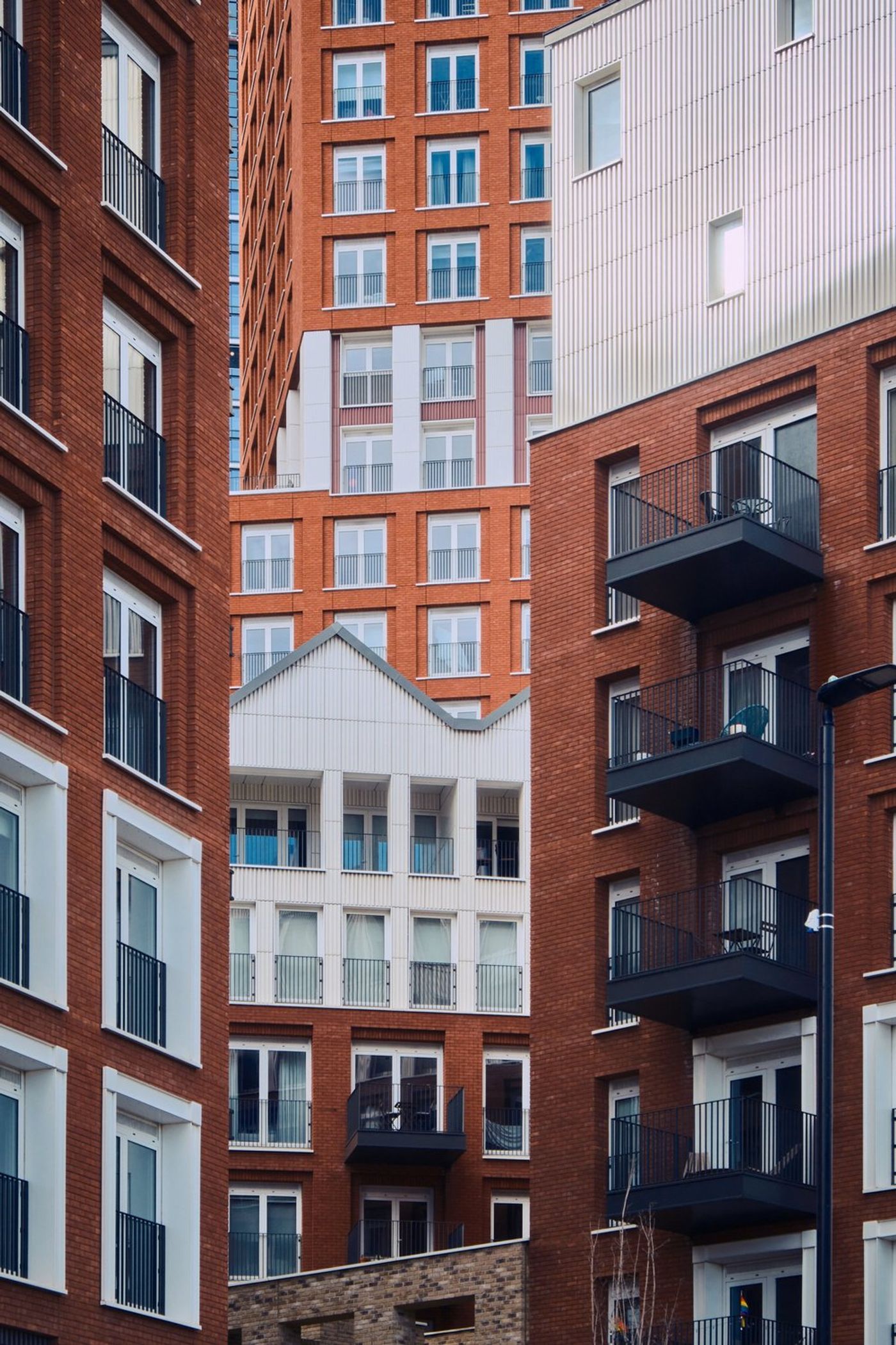 An Architectural Photo Walk Through London's New Neighbourhood: Nine Elms gallery image 10