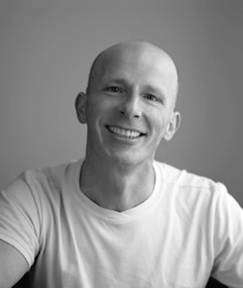 Istvan Magyar - black and white portrait of the documentary wedding photographer