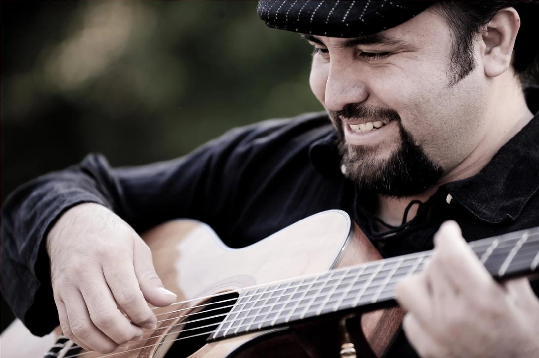 Willie Ziavino & C.O.T. Image 1