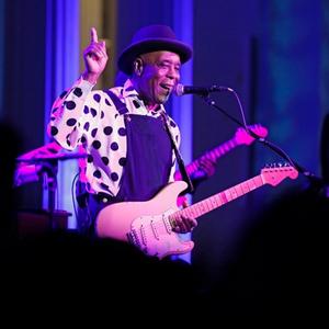 Buddy Guy performing at an event produced by Matthew Thomas