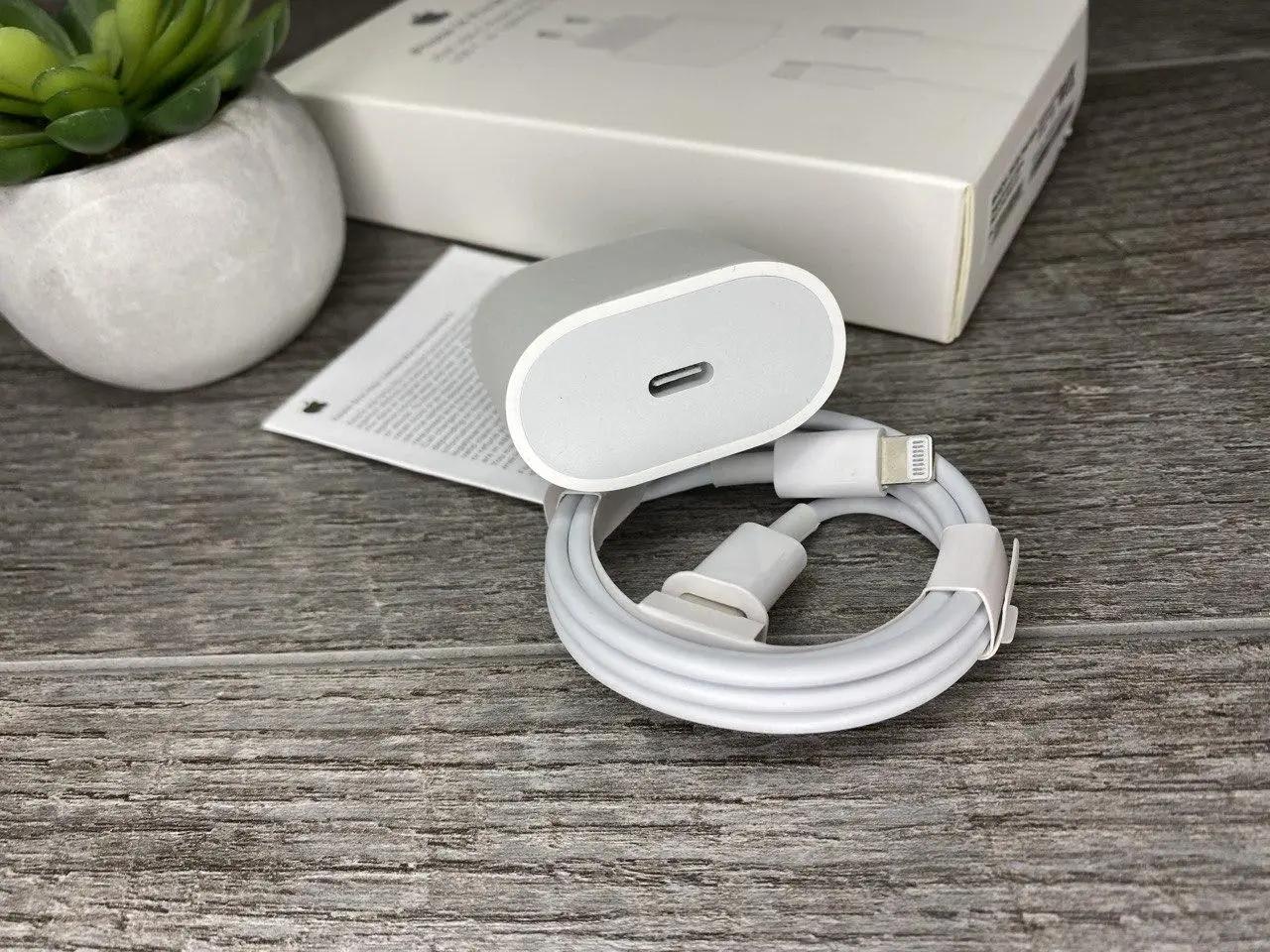 iphone 14 pro max 25w usb-c power adapter usb-c to lightning cable