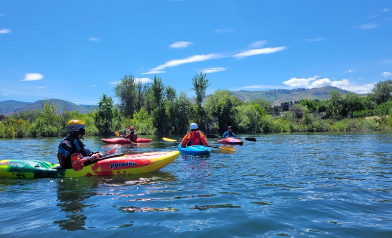 Join us in the Wenatchee Valley for Beginner II and hone your kayaking fundamentals.