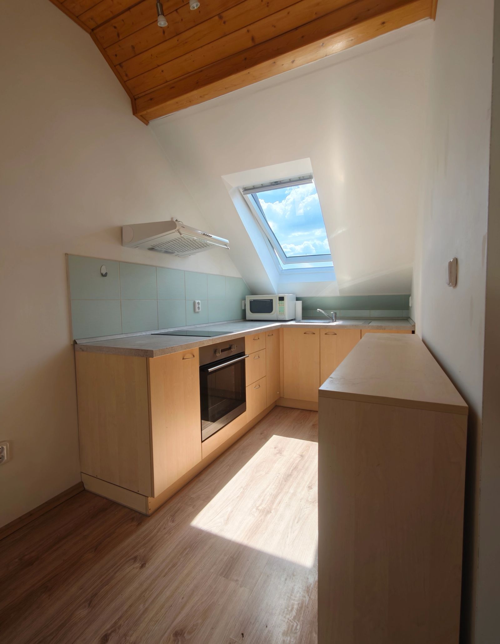 Pronájem bytu 2+kk, 45 m2;, Vamberk - zahrada, parkování, klidná lokalita