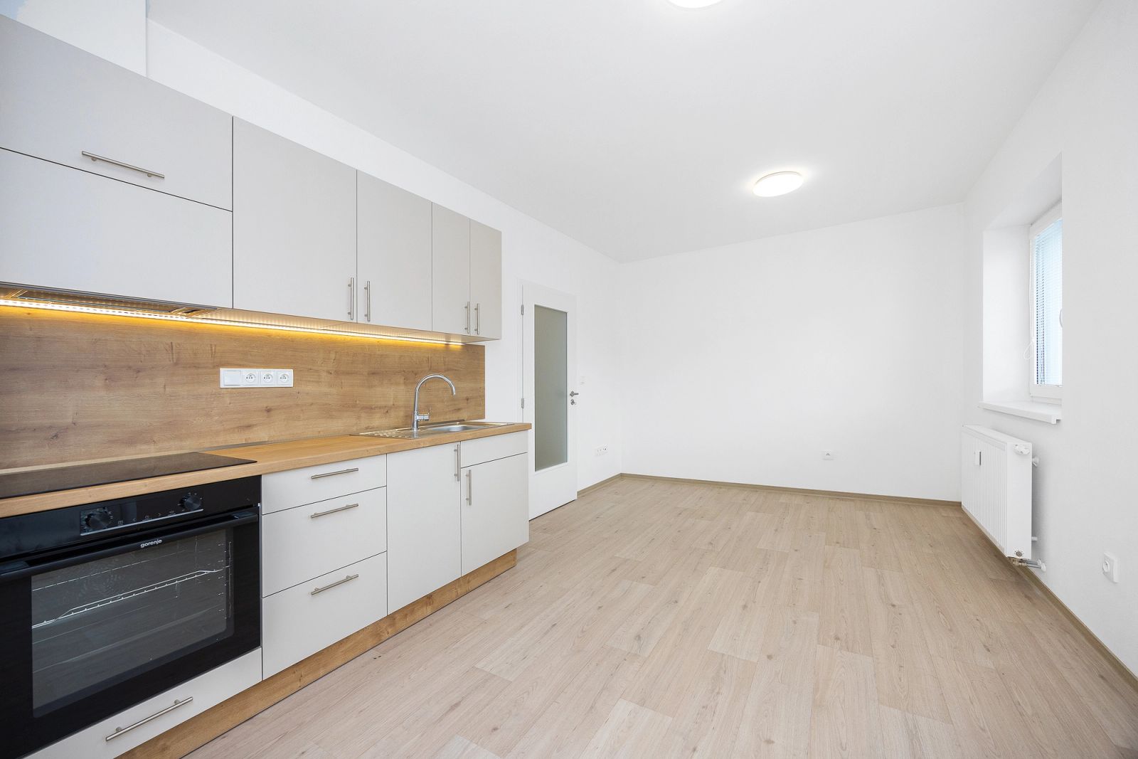 Pronájem nového bytu 2+kk s balkonem, 49 m2 - Žamberk
