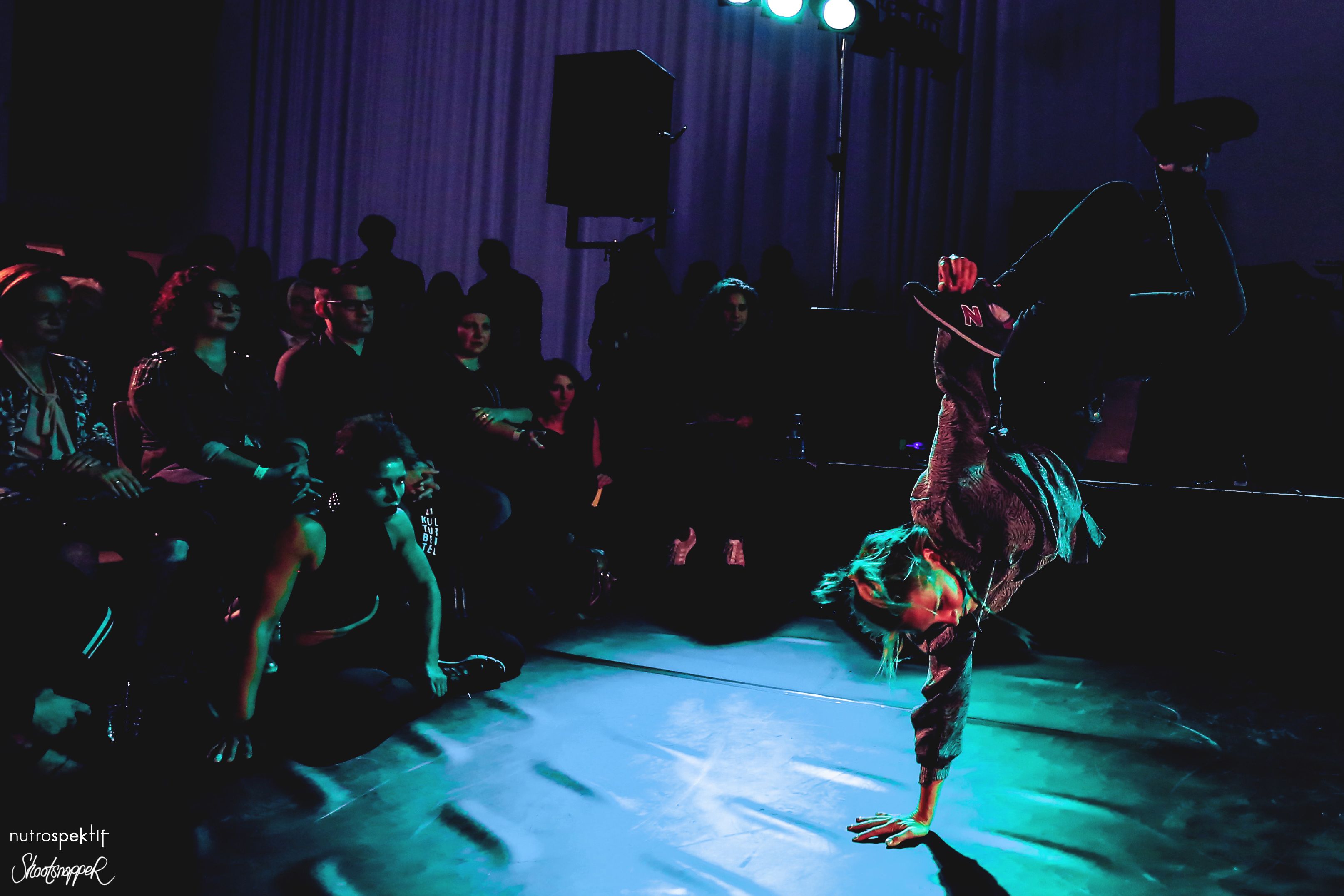 Frieda auf der Bühne