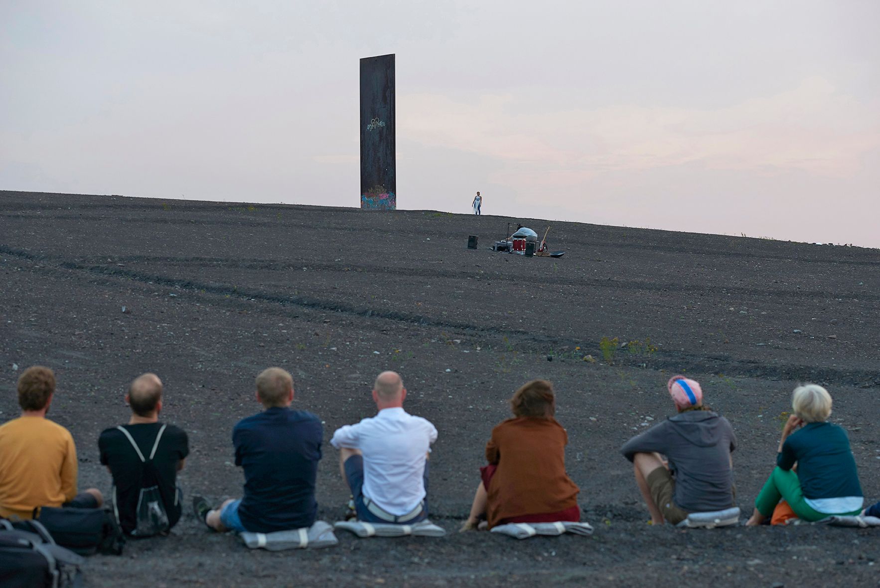 A TICKET TO ATLANTIS Lina Issa & Mayar Alexan © Heike Kandalowski