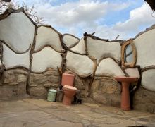 Rustic safari bathroom